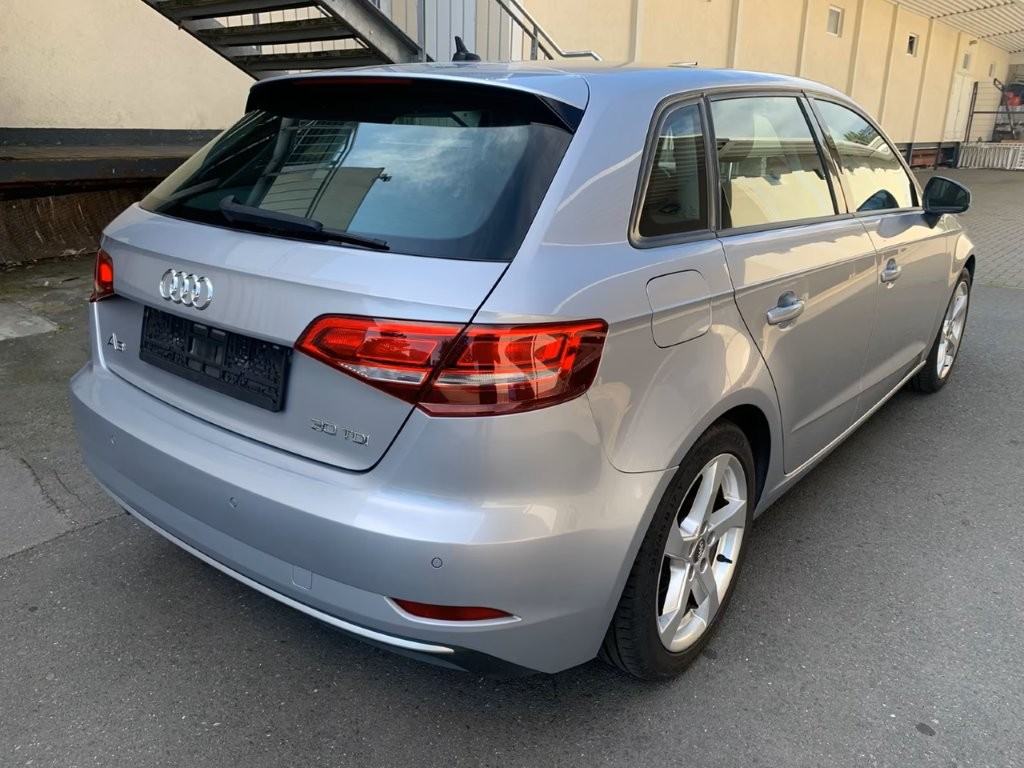 Audi A3 Sportback / 1.6 diesel, fotografija 5