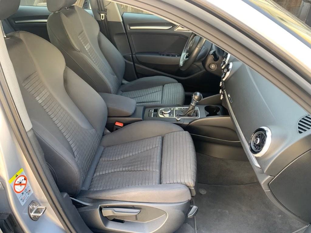 Audi A3 Sportback / 1.6 diesel, fotografija 9