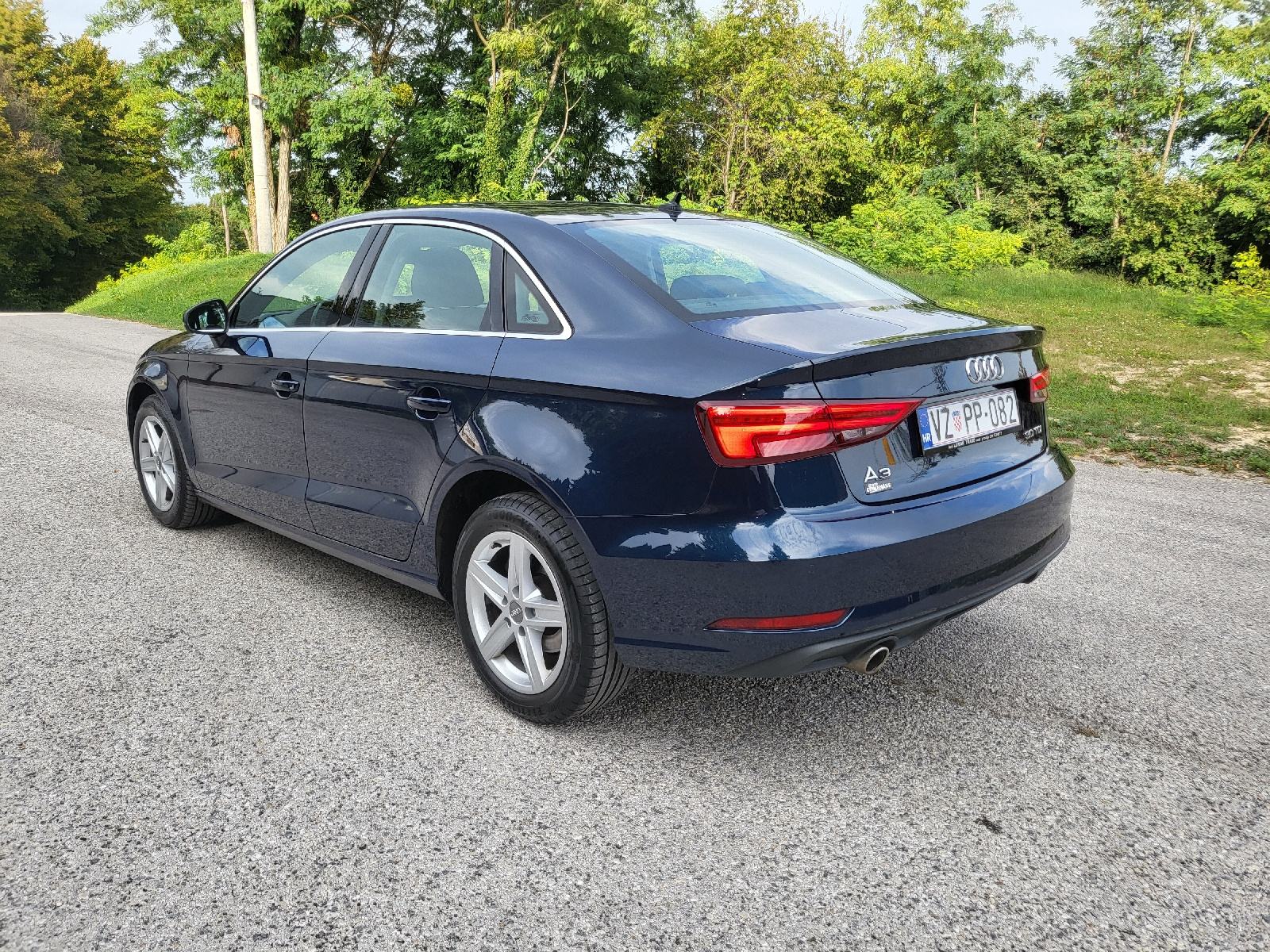 Audi A3 30TDI, Sedan,1.6 tdi, S tronik,Matrix led,Navi,Pdc, u pdv,, fotografija 4