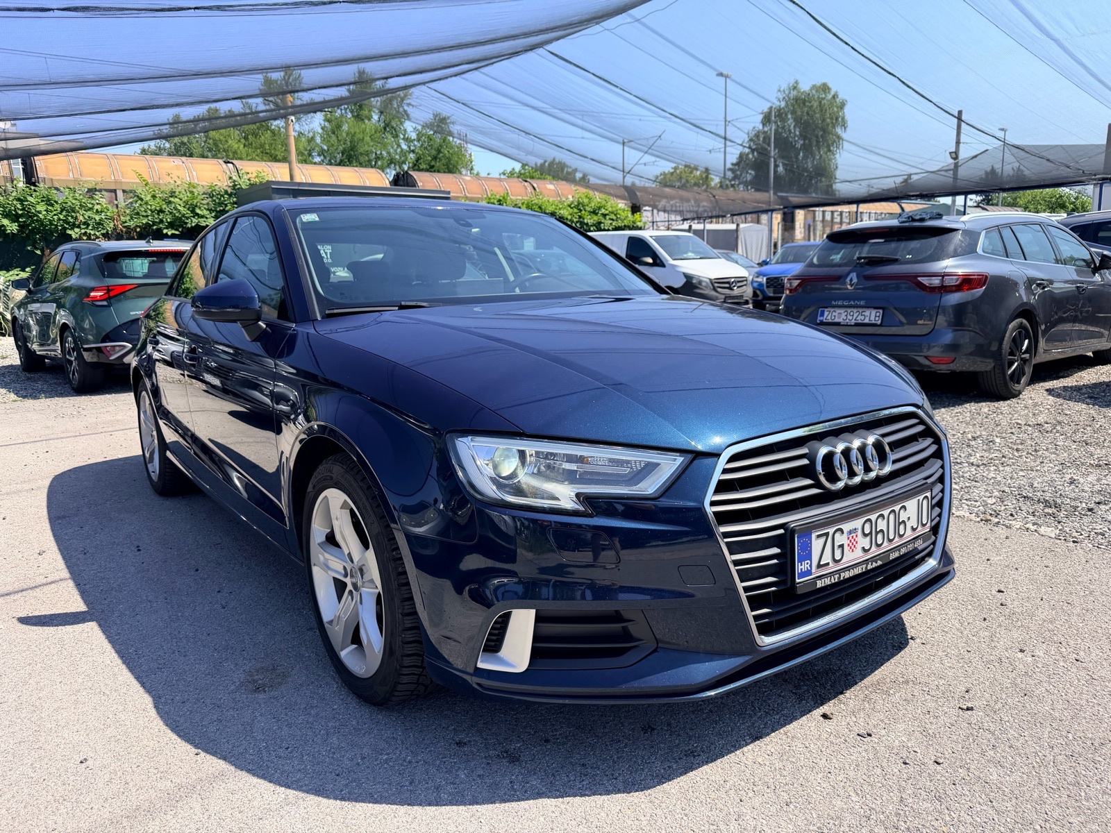 Audi A3 30 TDI Sport+*ODLIČNO STANJE*NOVE GUME*REG 3/2027*, fotografija 4