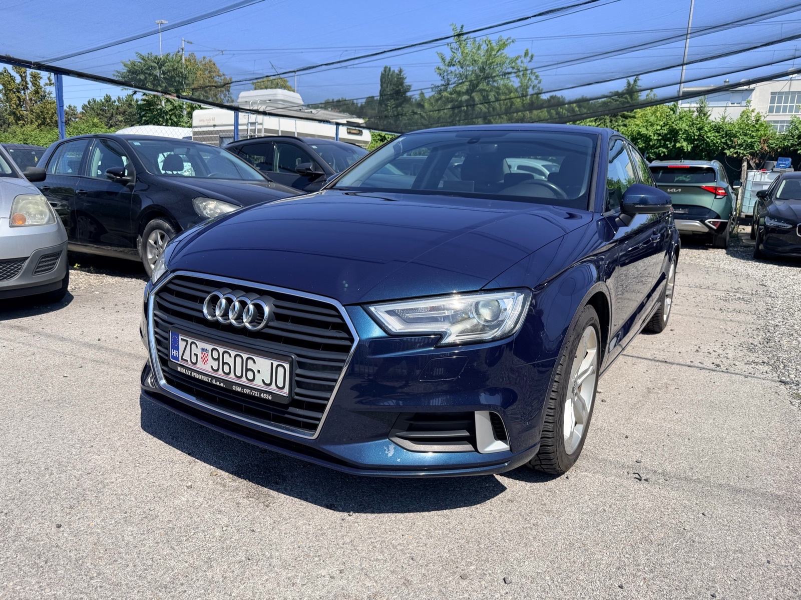 Audi A3 30 TDI Sport+*ODLIČNO STANJE*NOVE GUME*REG 3/2027*, fotografija 2