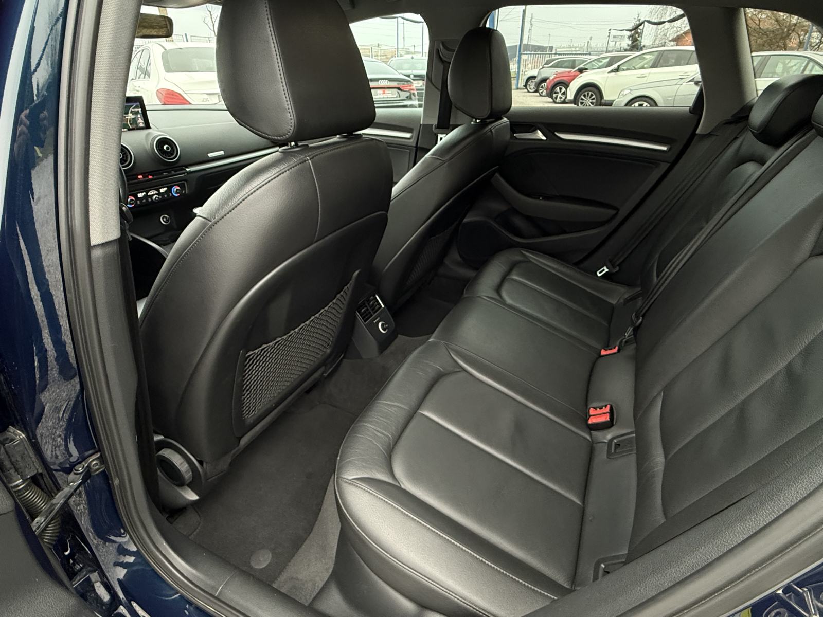 Audi A3 30 TDI SportBack 2019g, * S-Line * Bi-Xenon- LED*, fotografija 16