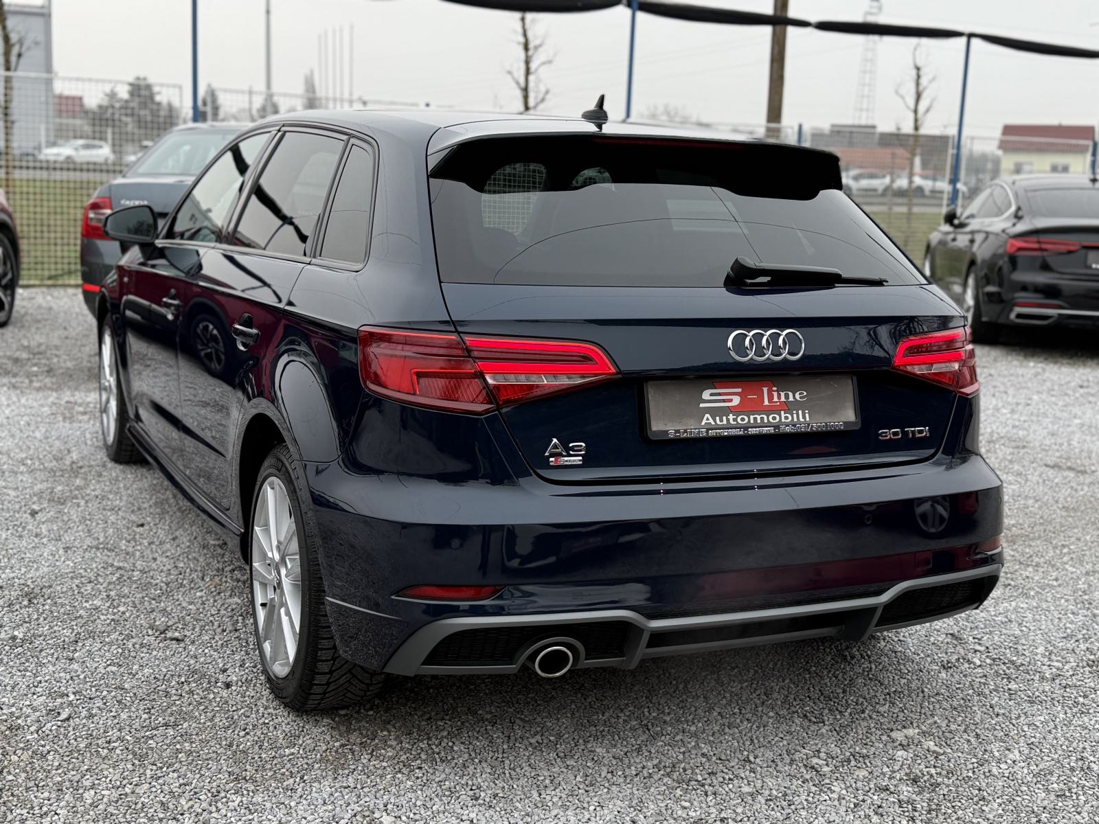 Audi A3 30 TDI SportBack 2019g, * S-Line * Bi-Xenon- LED*, fotografija 3