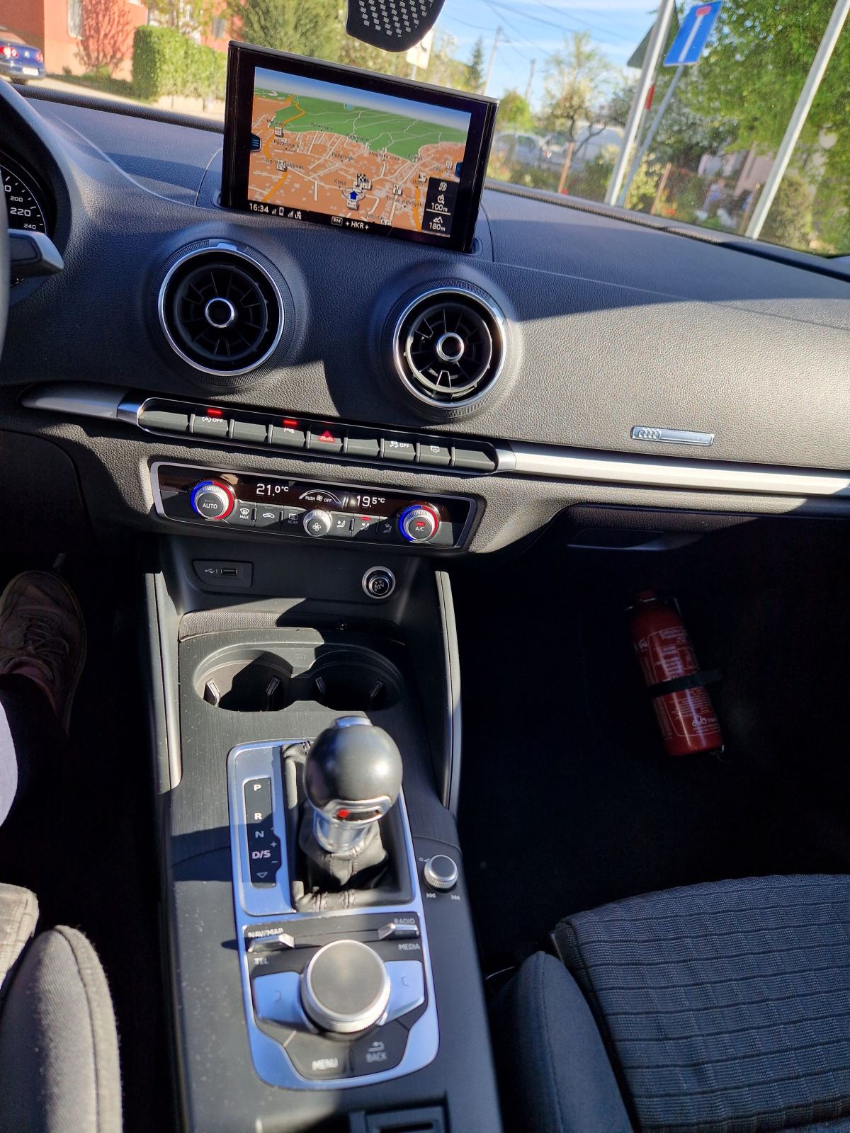 Audi A3, 30TDI, 116ks, PARKING KAMERA, NAVIGACIJA, AUTOMATIK, ODLIČAN!, fotografija 10