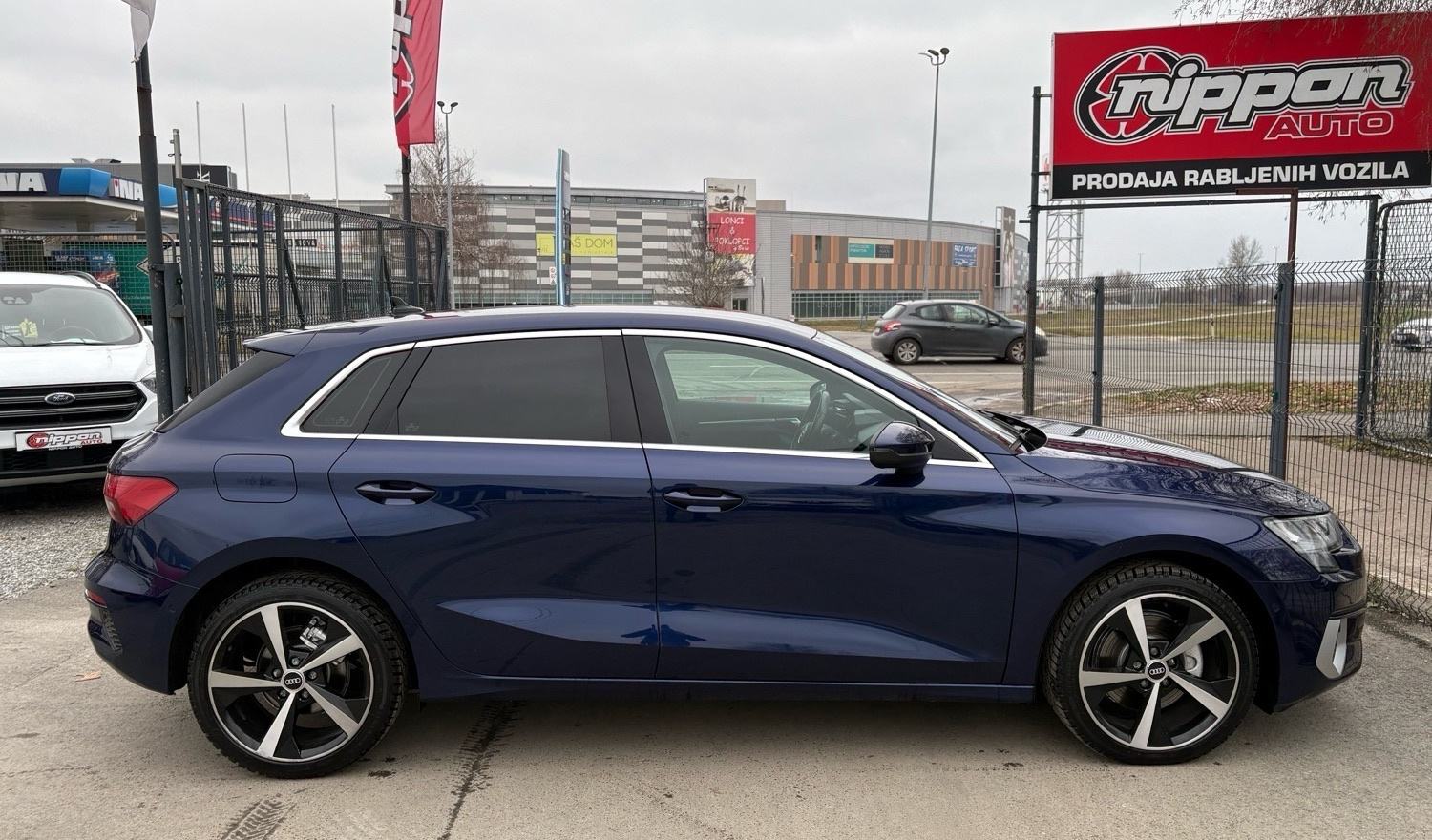 Audi A3 30 TDI Sportback S-tronic NAVI - VIRTUAL - LEASING RATA 305 €, fotografija 7