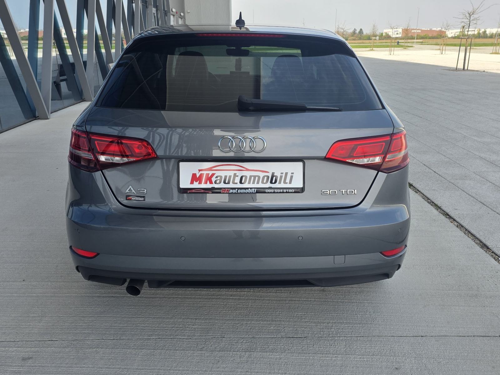 Audi A3 30 TDI S TRONIK,ALU,NAVI,GRIJANJE SJEDALA, fotografija 5