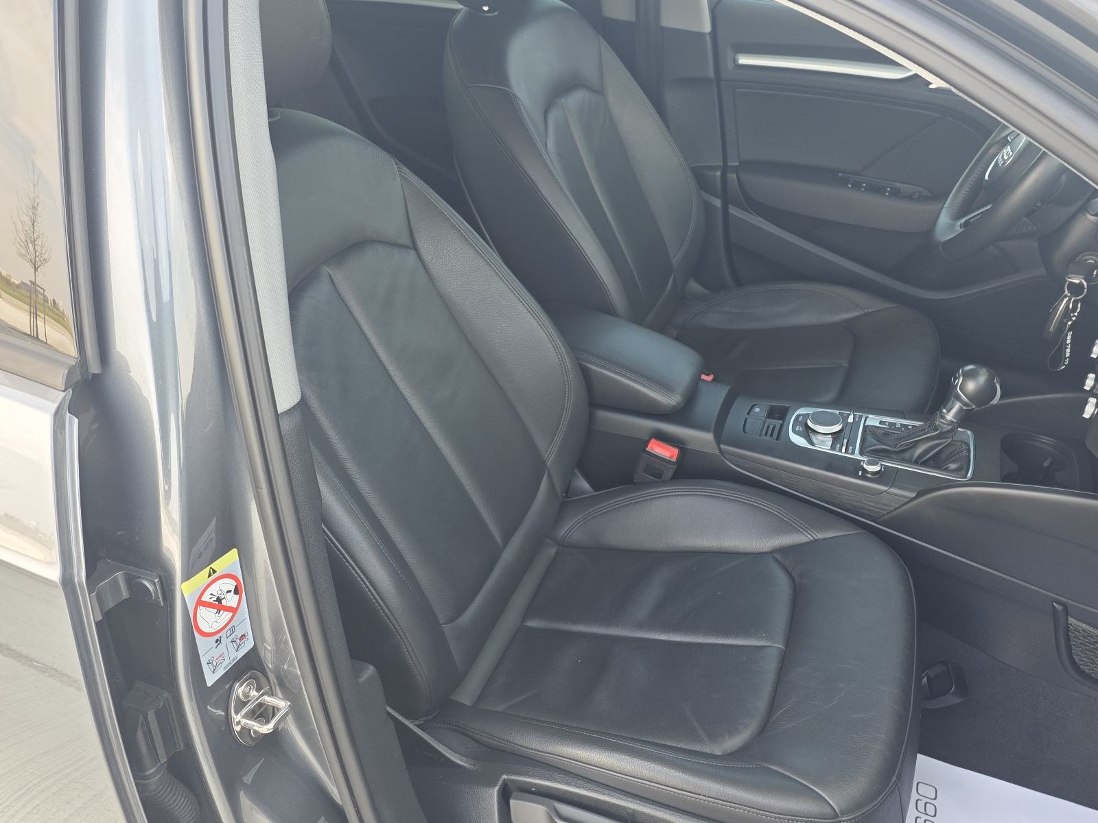 Audi A3 30 TDI S TRONIK,ALU,NAVI,GRIJANJE SJEDALA, fotografija 12
