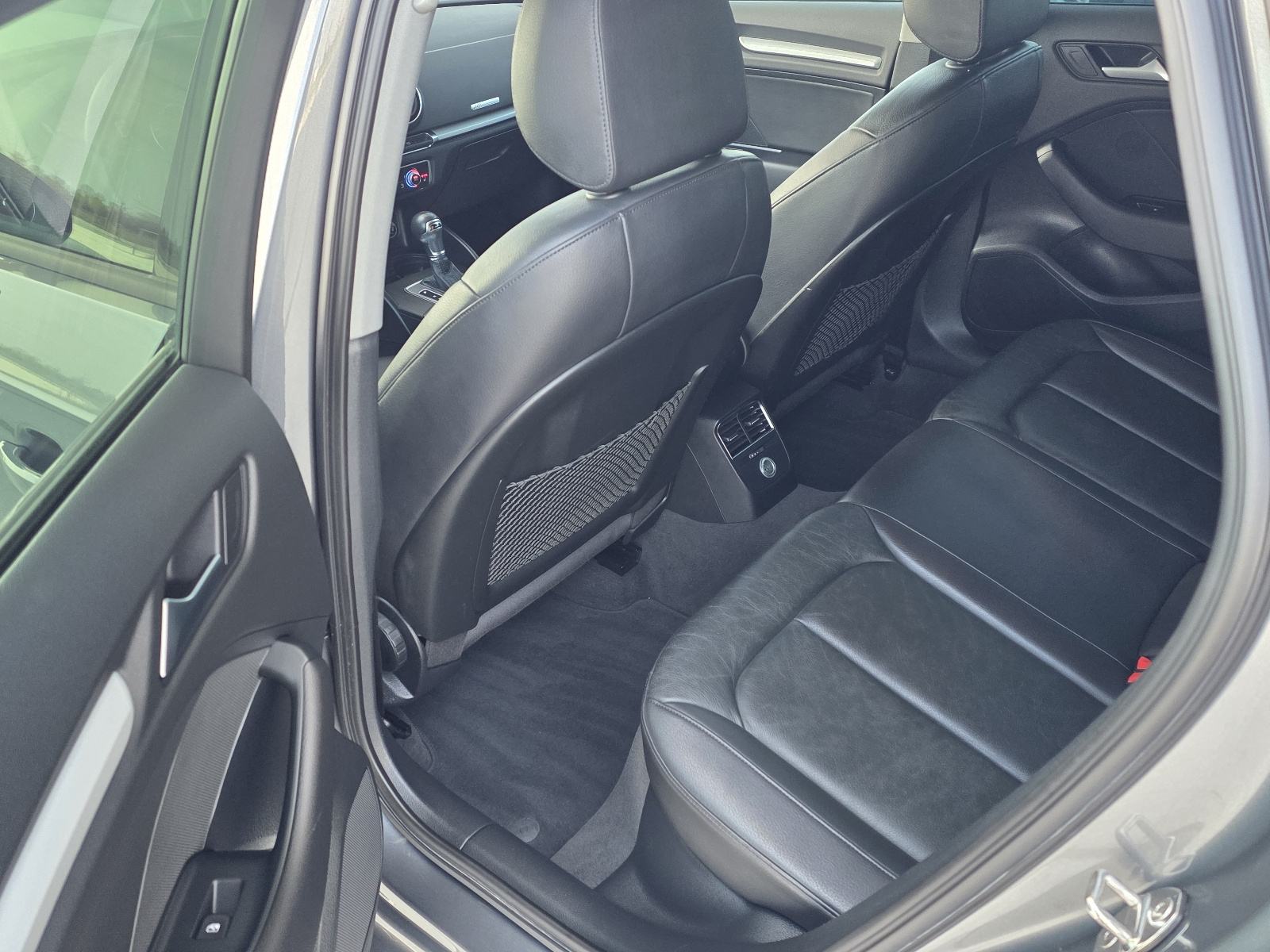Audi A3 30 TDI S TRONIK,ALU,NAVI,GRIJANJE SJEDALA, fotografija 15