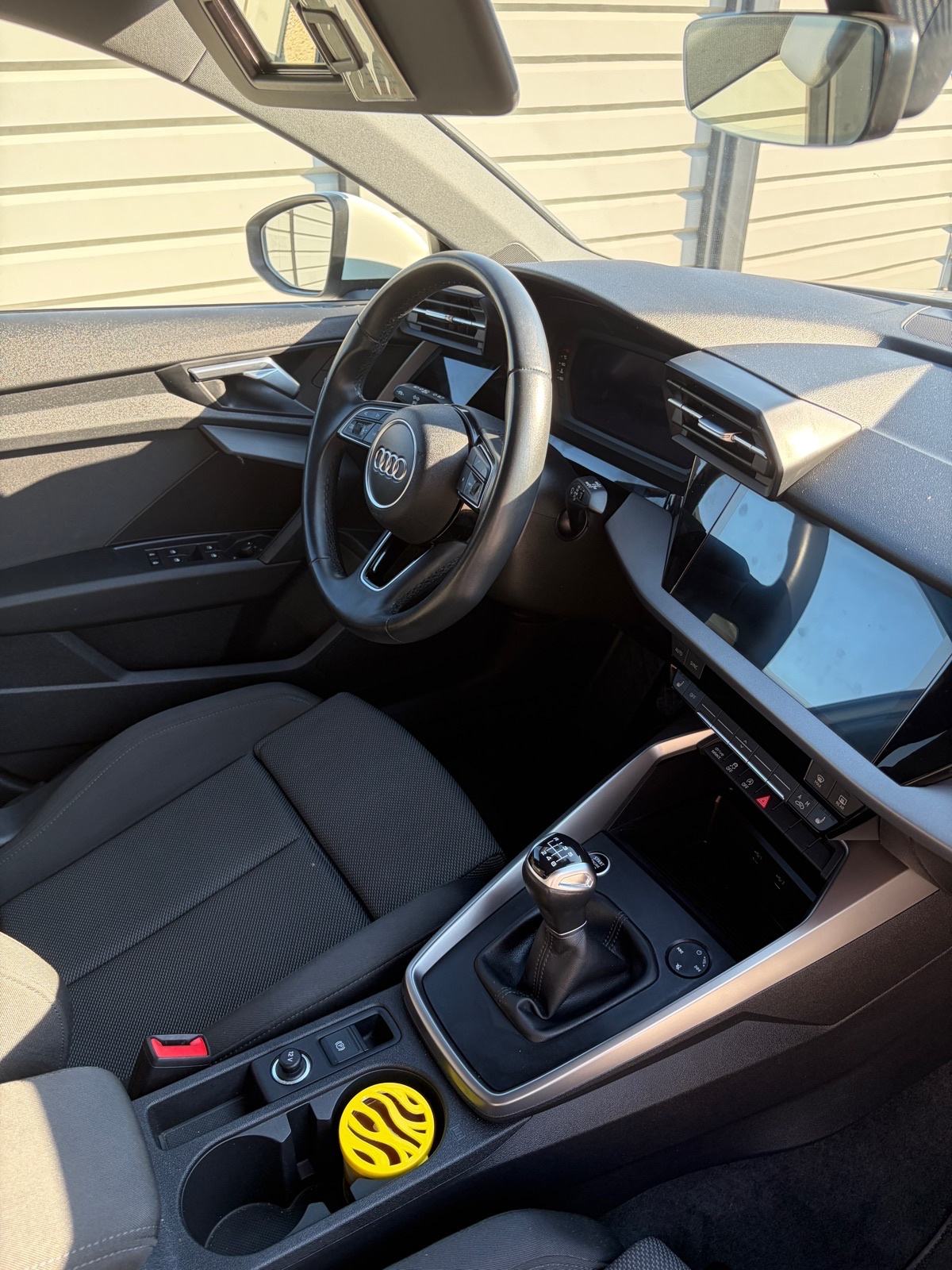 Audi A3 30 TFSI 1,0 TFSI 28 255km Ostecen od leda LEASING, fotografija 11