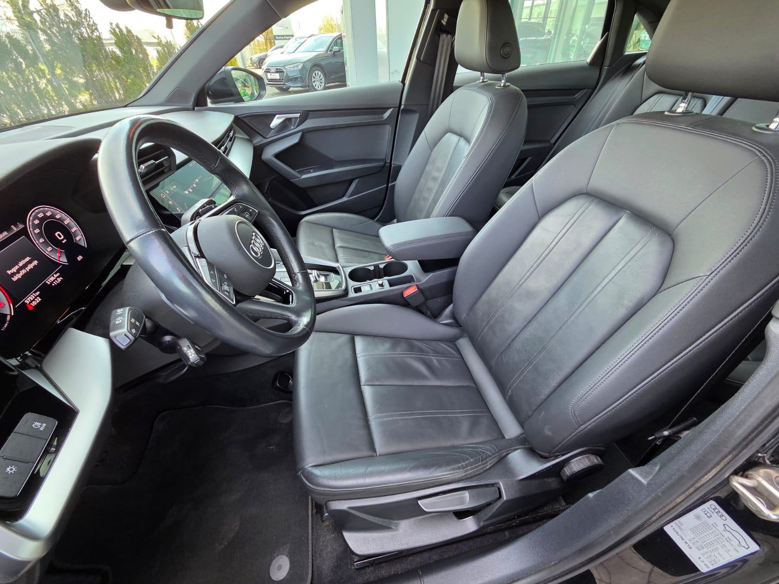 Audi A3 30 TFSI AUTOMATIK*LIMUZINA*ALU NAVI PDC LED*GARANCIJA*, fotografija 9