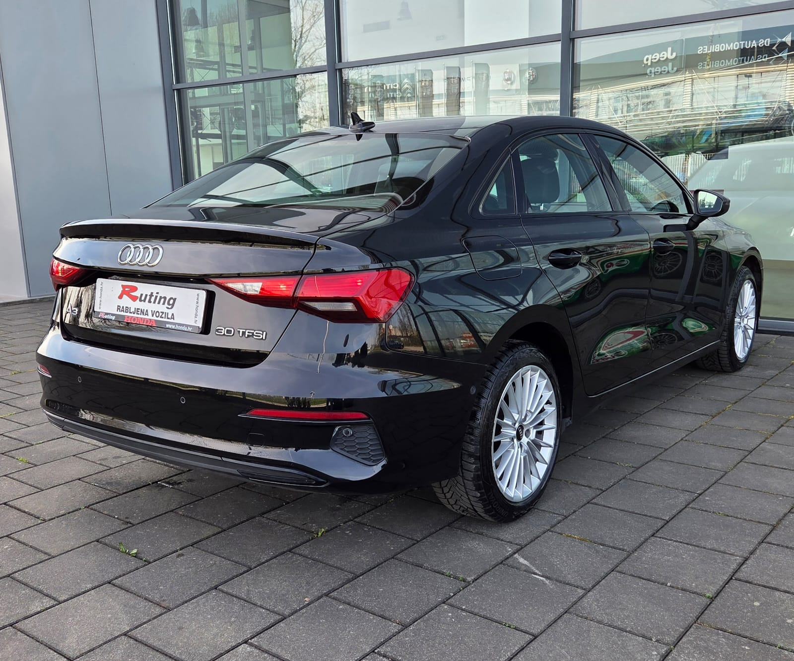 Audi A3 30 TFSI AUTOMATIK*LIMUZINA*ALU NAVI PDC LED*GARANCIJA*, fotografija 4