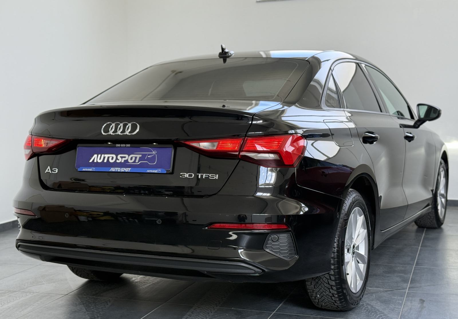 Audi A3 30 TFSI •VIRTUAL•ACC•LANE ASSIST•JAMSTVO 2GOD•LEASING 0%UČEŠĆA, fotografija 7