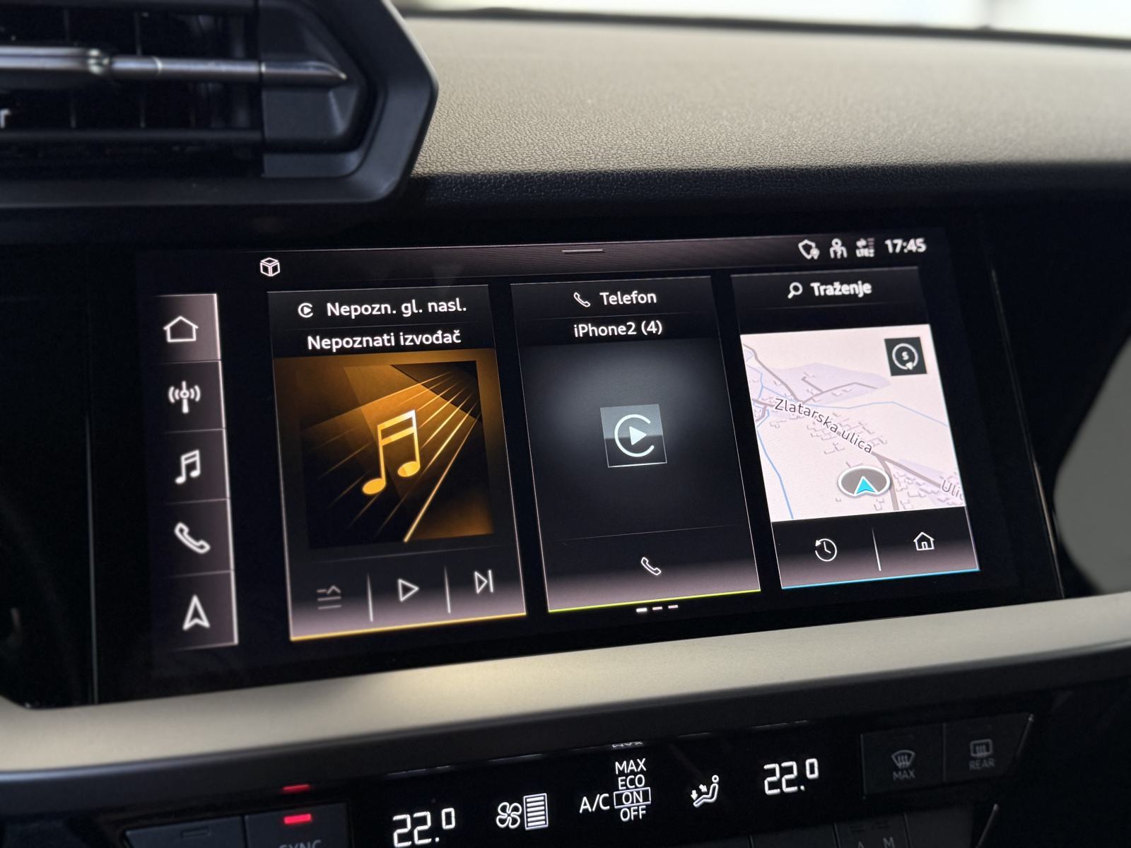 Audi A3 30 TFSI •VIRTUAL•ACC•LANE ASSIST•JAMSTVO 2GOD•LEASING 0%UČEŠĆA, fotografija 20