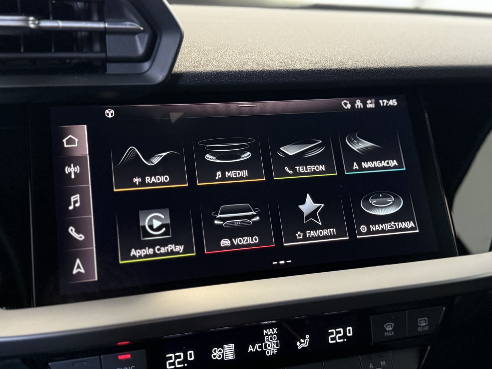 Audi A3 30 TFSI •VIRTUAL•ACC•LANE ASSIST•JAMSTVO 2GOD•LEASING 0%UČEŠĆA, fotografija 18