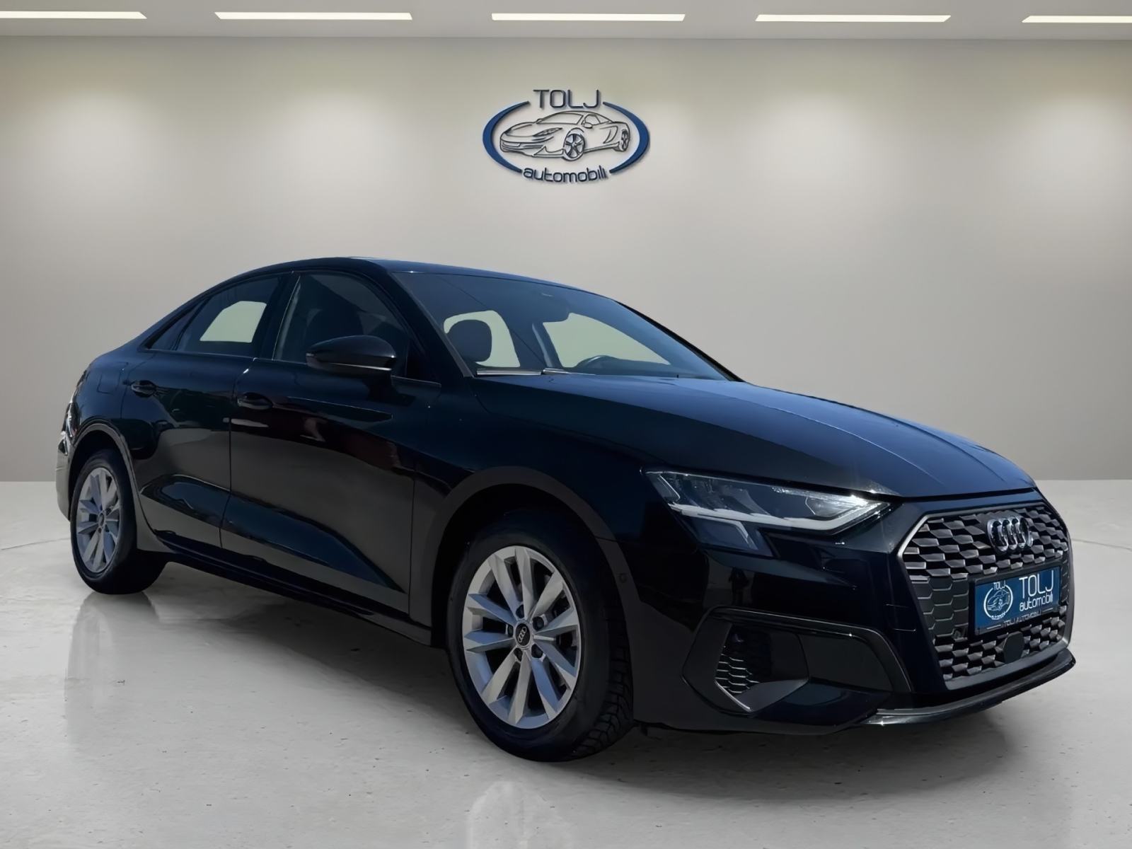 AUDI A3 30 TFSI **S tronic**1.VL**LED**NAVI**NOVE GUME**, fotografija 4