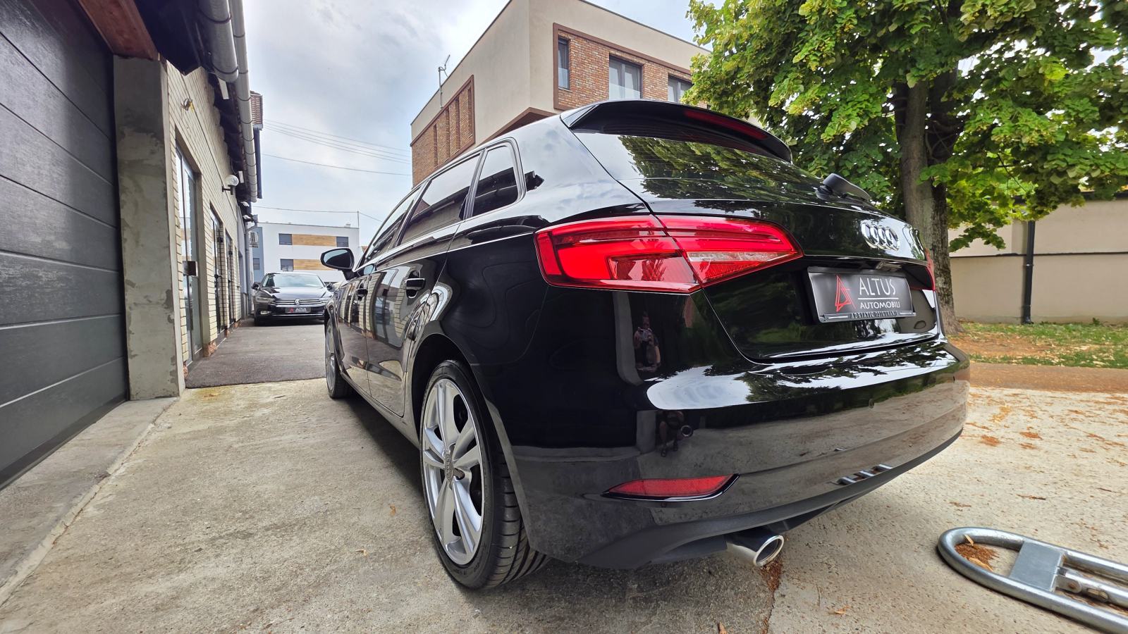Audi A3 30TDI Sportback | 1.6tdi | S Tronic | FULL LED | matrix, fotografija 11