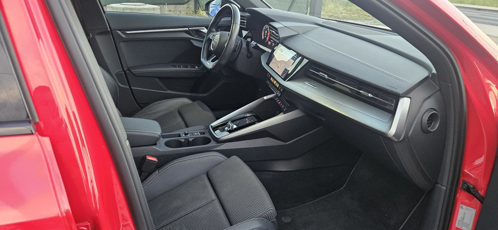 Audi A3 35 TDI 110kWt S Line, fotografija 17