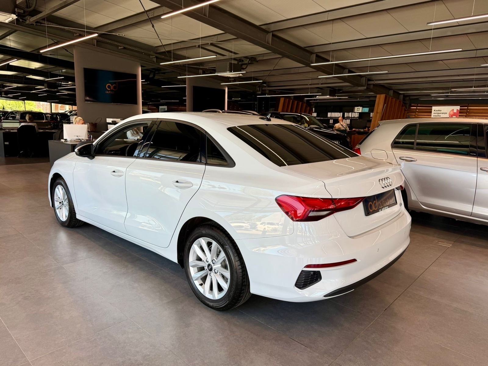 Audi A3 35 TDI Limuzina S-Tronic NAVI • VIRTUAL • ALU16" • LEASING, fotografija 5