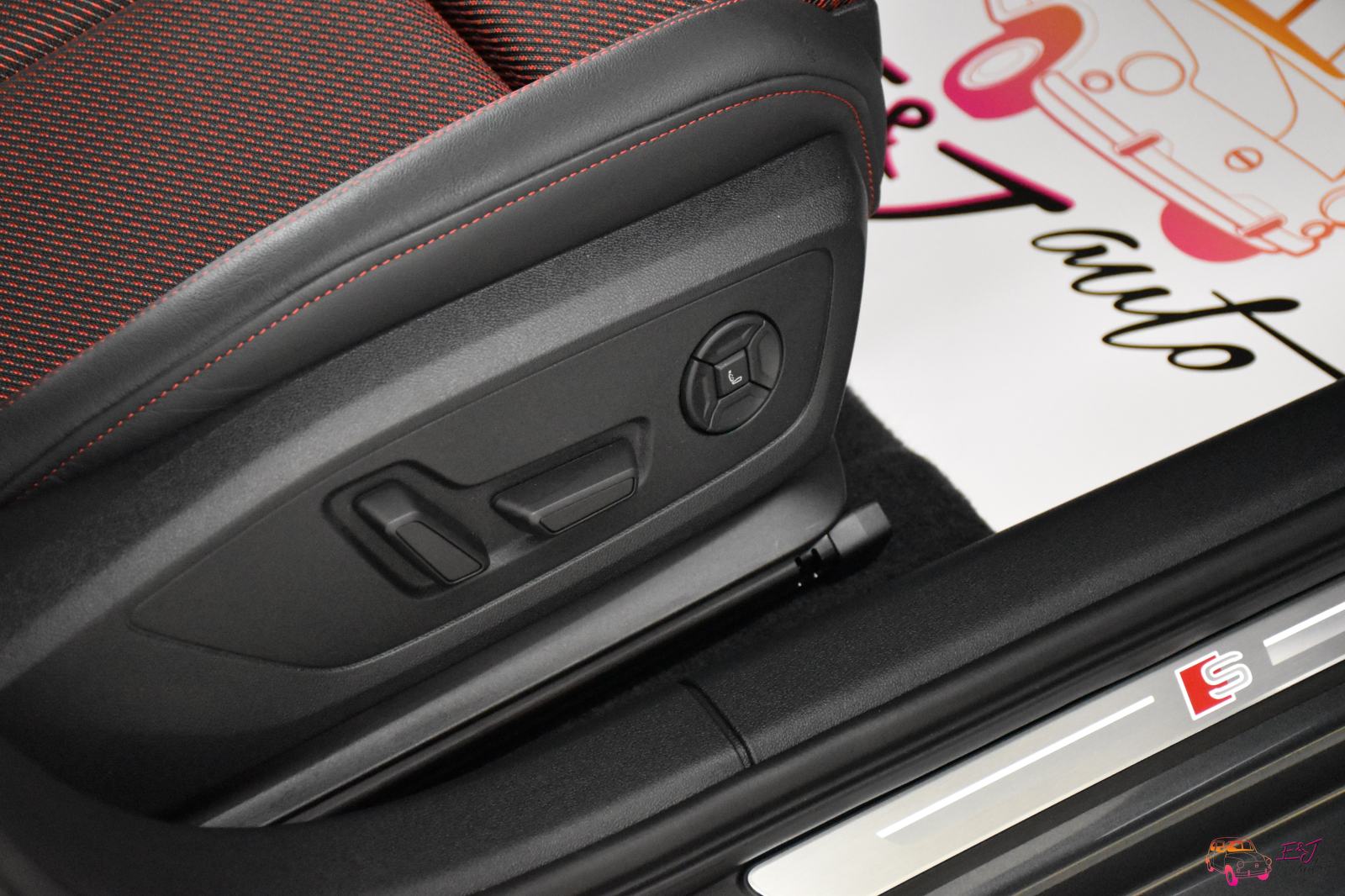 Audi A3 35 TDI S-LINE PANORAMA ACC MATRIX KAMERA MASAŽA, fotografija 17