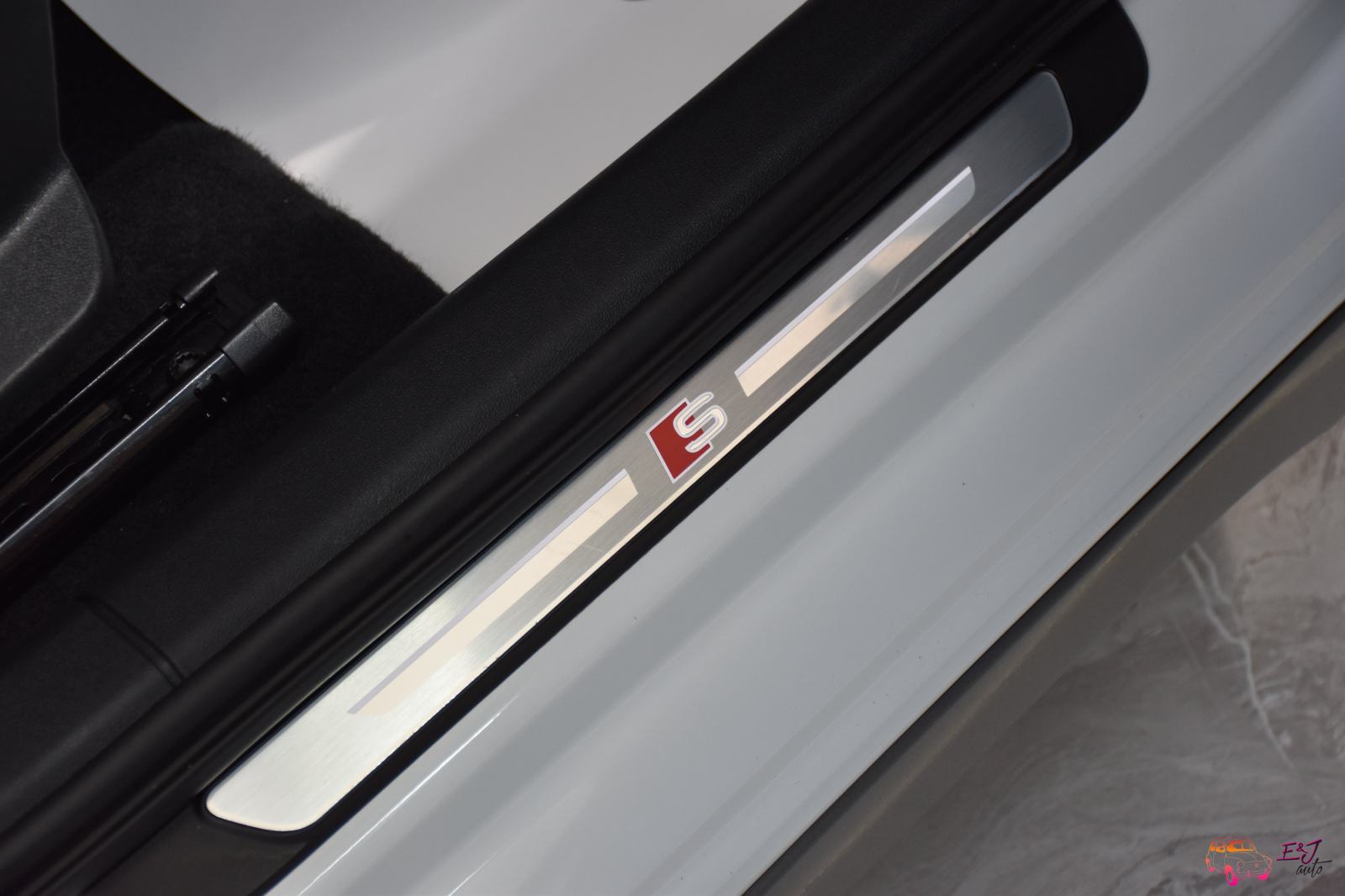 Audi A3 35 TDI S-LINE VIRTUAL USNJE ACC ALU-19 ASSIST, fotografija 12