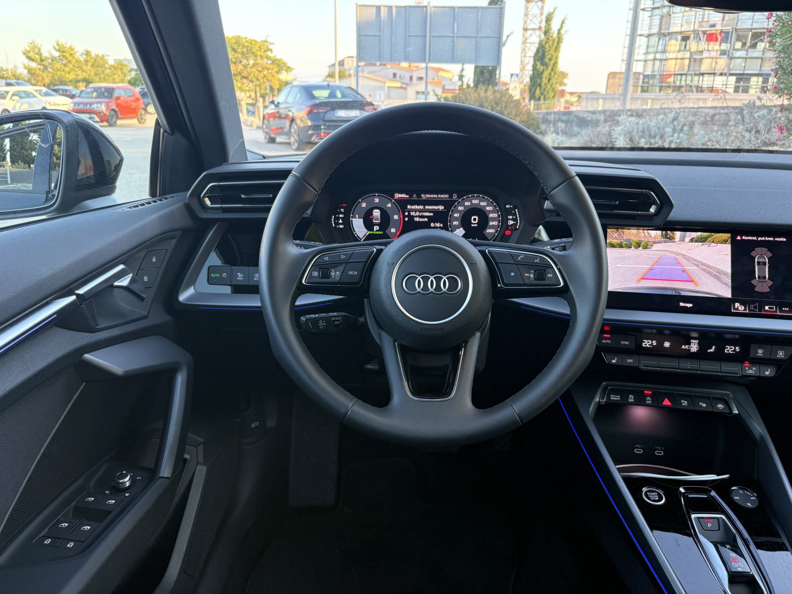 Audi A3 Limousine 35TDI S tr Advanced +,1. vlasnica, kao nov reg. 6/27, fotografija 12