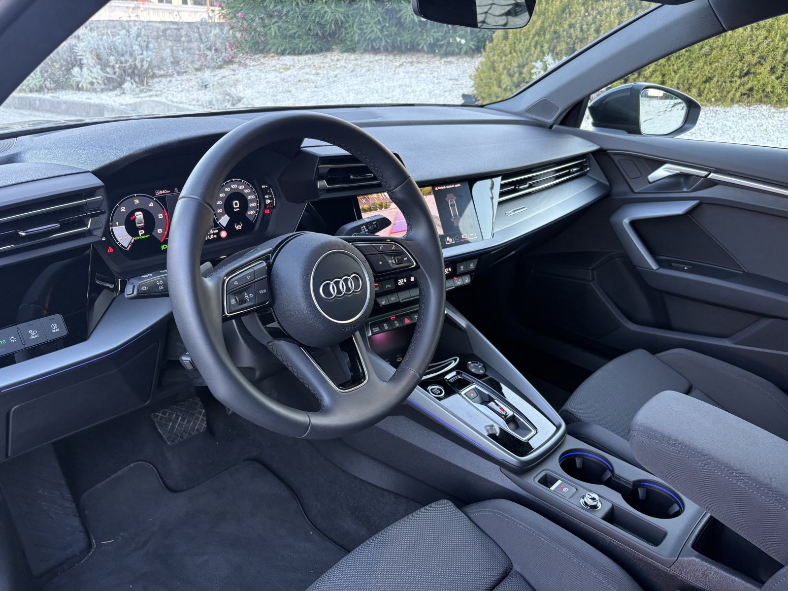Audi A3 Limousine 35TDI S tr Advanced +,1. vlasnica, kao nov reg. 6/27, fotografija 10