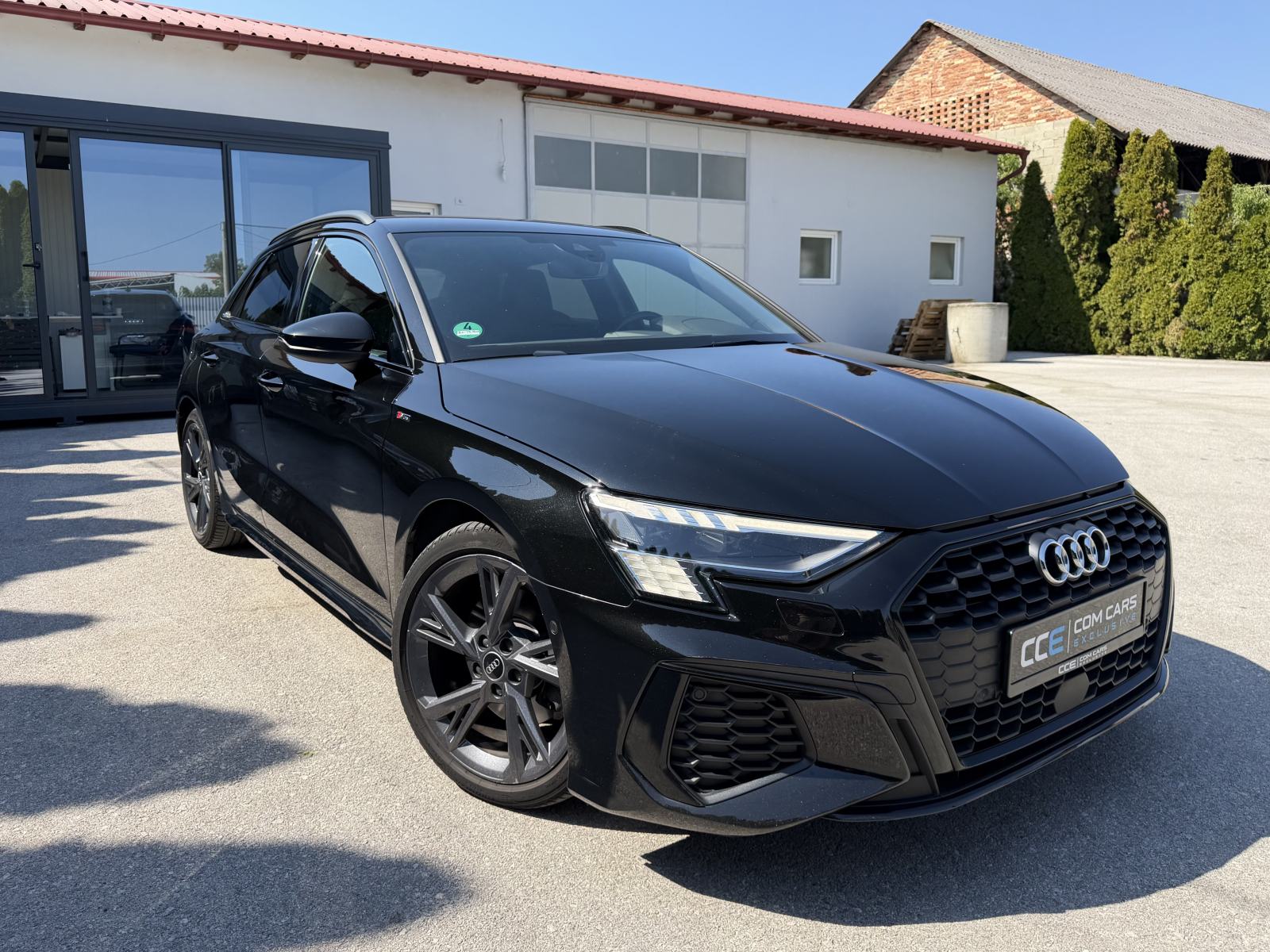 Audi A3 35 TDI SPORTBACK S LINE S TRONIC MATRIX 2 SETA FELGI SERVISNA, fotografija 6