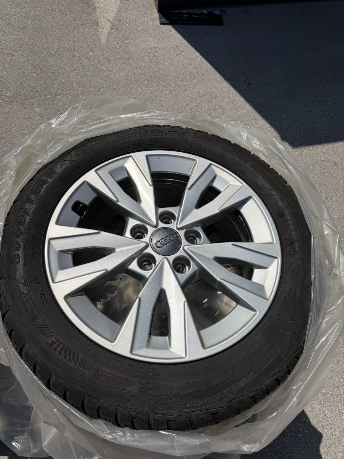 Audi A3 35 TDI SPORTBACK S LINE S TRONIC MATRIX 2 SETA FELGI SERVISNA, fotografija 16
