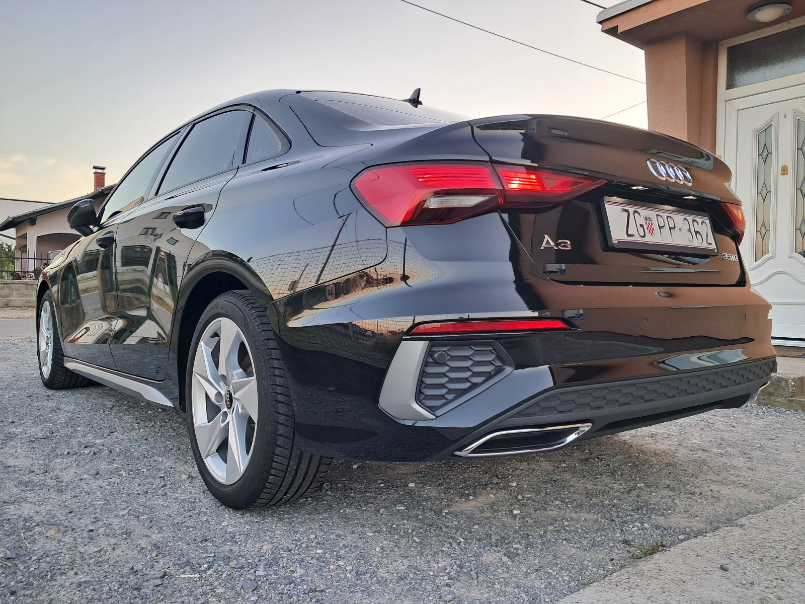 Audi A3 35 TDI*S-TRONIC**S-LINE**LIMUZINA*, fotografija 8