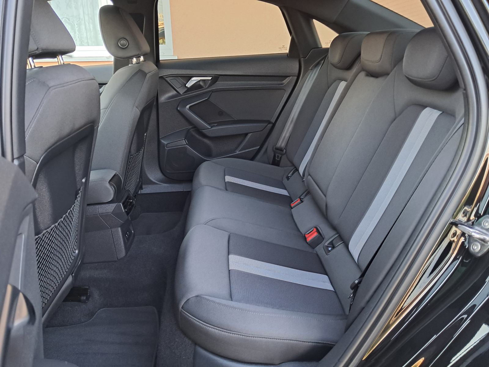 Audi A3 35 TDI*S-TRONIC**S-LINE**LIMUZINA*, fotografija 16