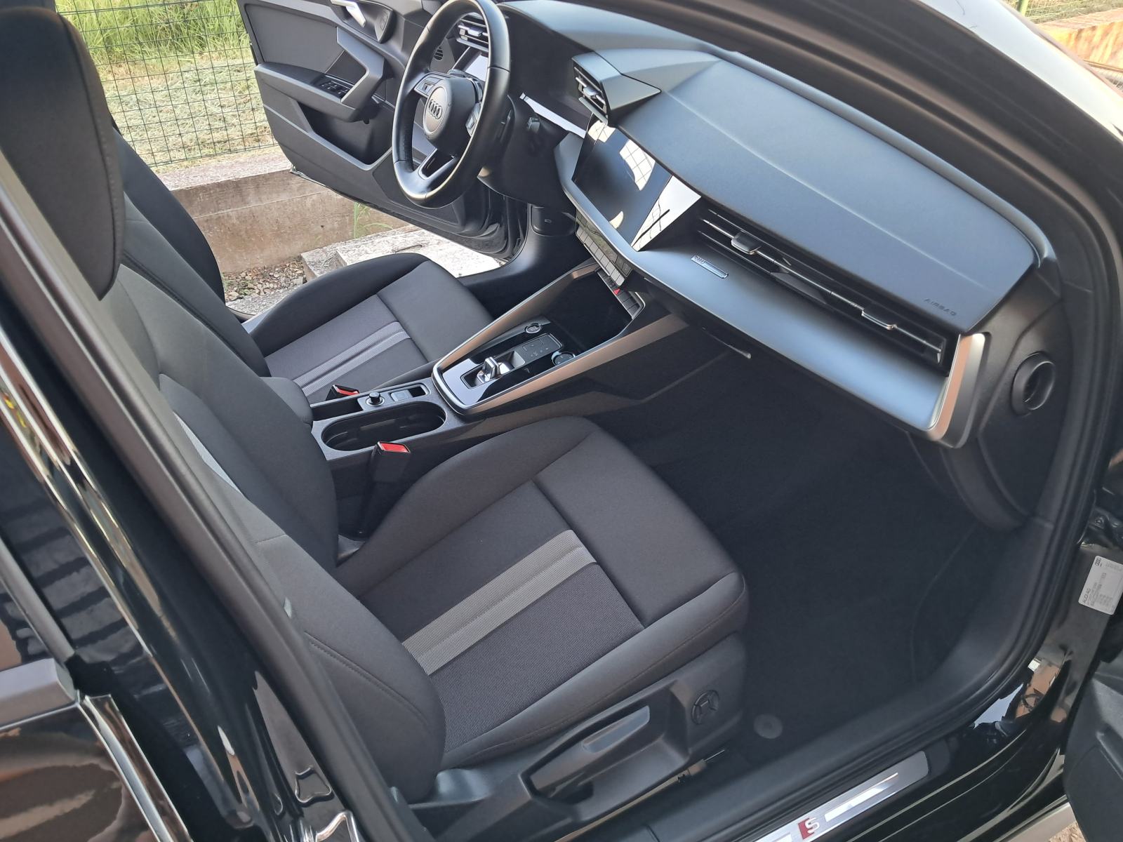 Audi A3 35 TDI*S-TRONIC**S-LINE**LIMUZINA*, fotografija 20