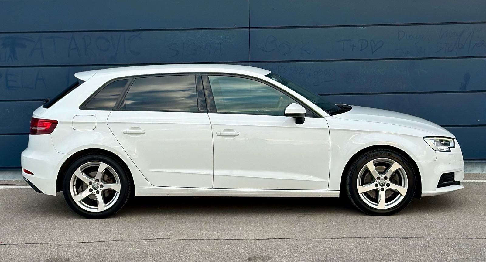 Audi A3 35 TDI S TRONIC SPORT NOVI ZUPČASTI, fotografija 2