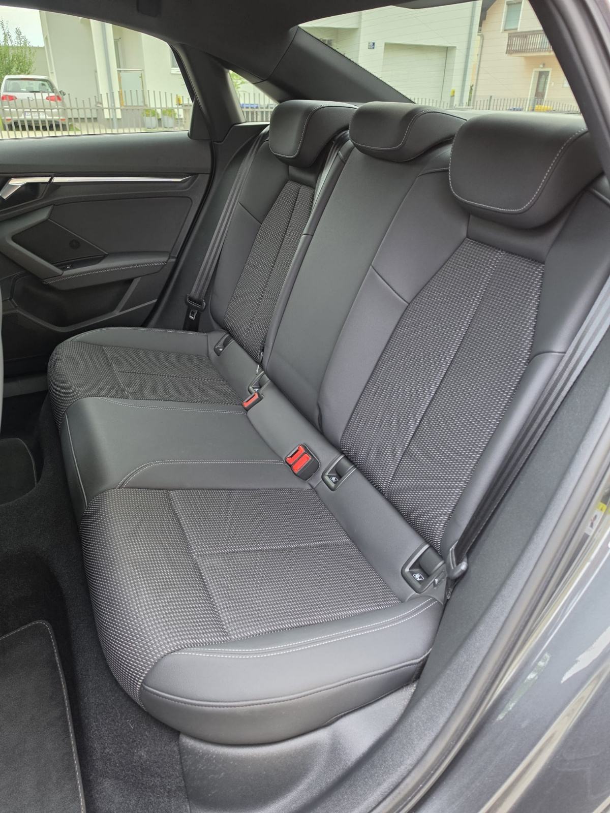 Audi A3 35 TFSI❗️3 x S-Line❗️ 58.000 km ● BLACK OPTIC ● JAMSTVO, fotografija 12