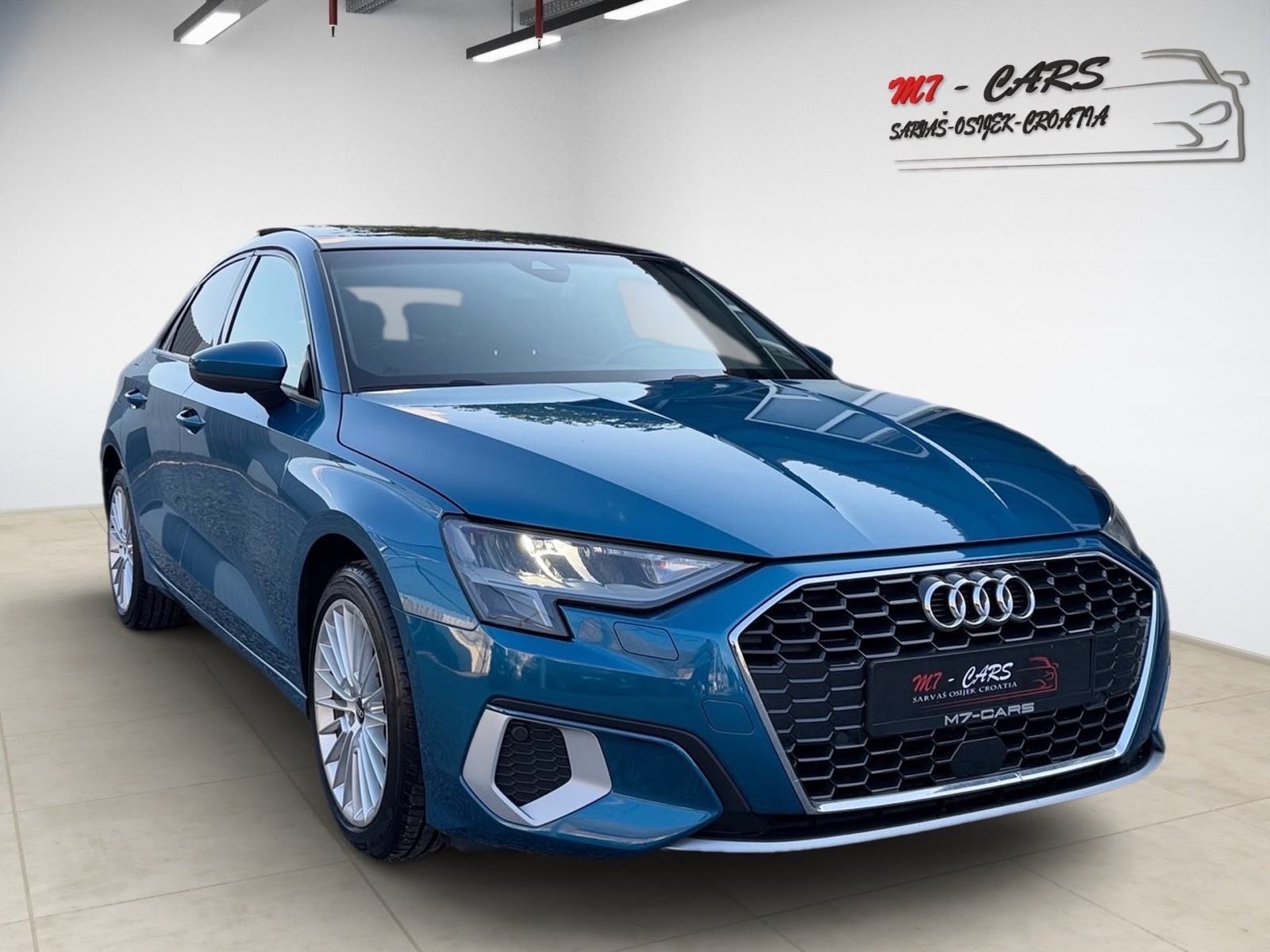 Audi A3 35 TFSI Automatik Panorama Full led Virtual U sustavu PDV-a, fotografija 4