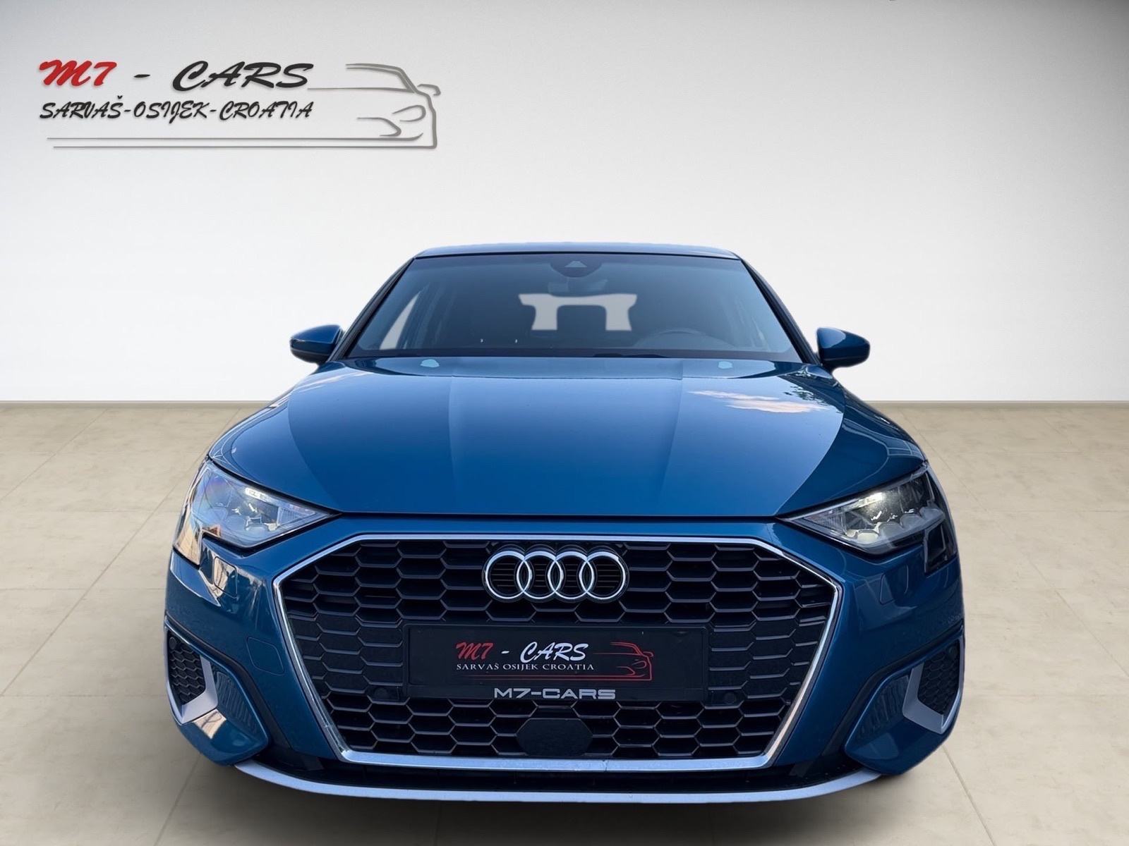 Audi A3 35 TFSI Automatik Panorama Full led Virtual U sustavu PDV-a, fotografija 3