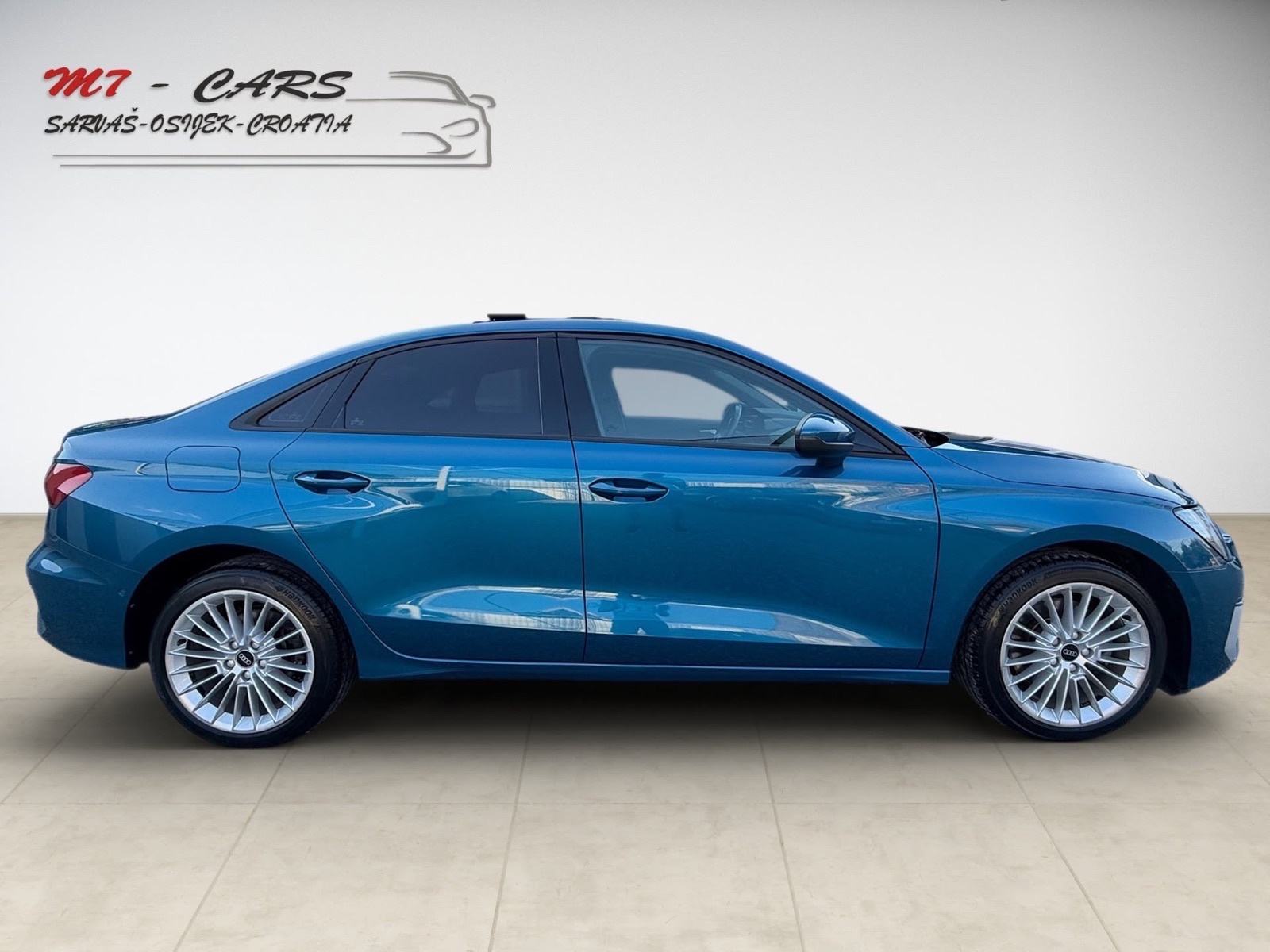 Audi A3 35 TFSI Automatik Panorama Full led Virtual U sustavu PDV-a, fotografija 12