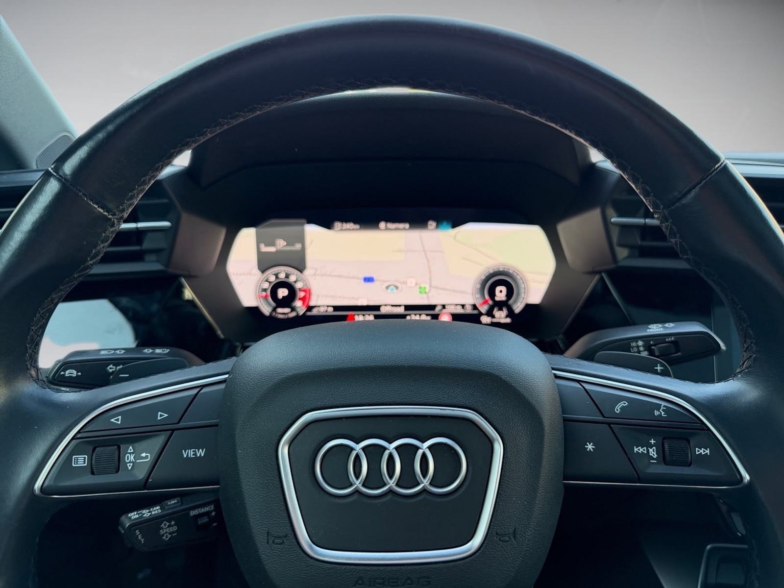 Audi A3 35 TFSI Automatik Panorama Full led Virtual U sustavu PDV-a, fotografija 18