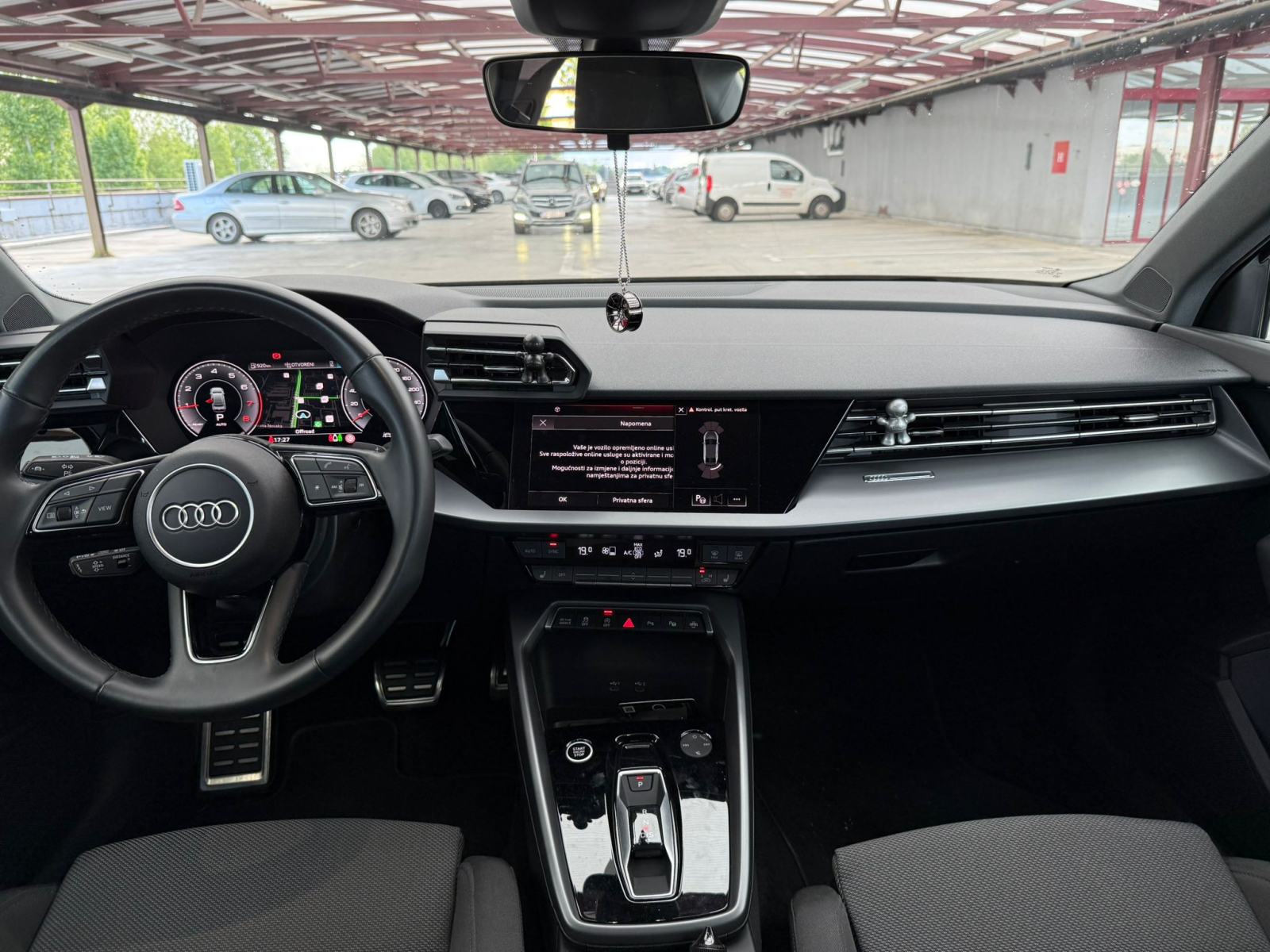 Audi A3 35 TFSI S-Line ,NOVI MODEL, fotografija 12