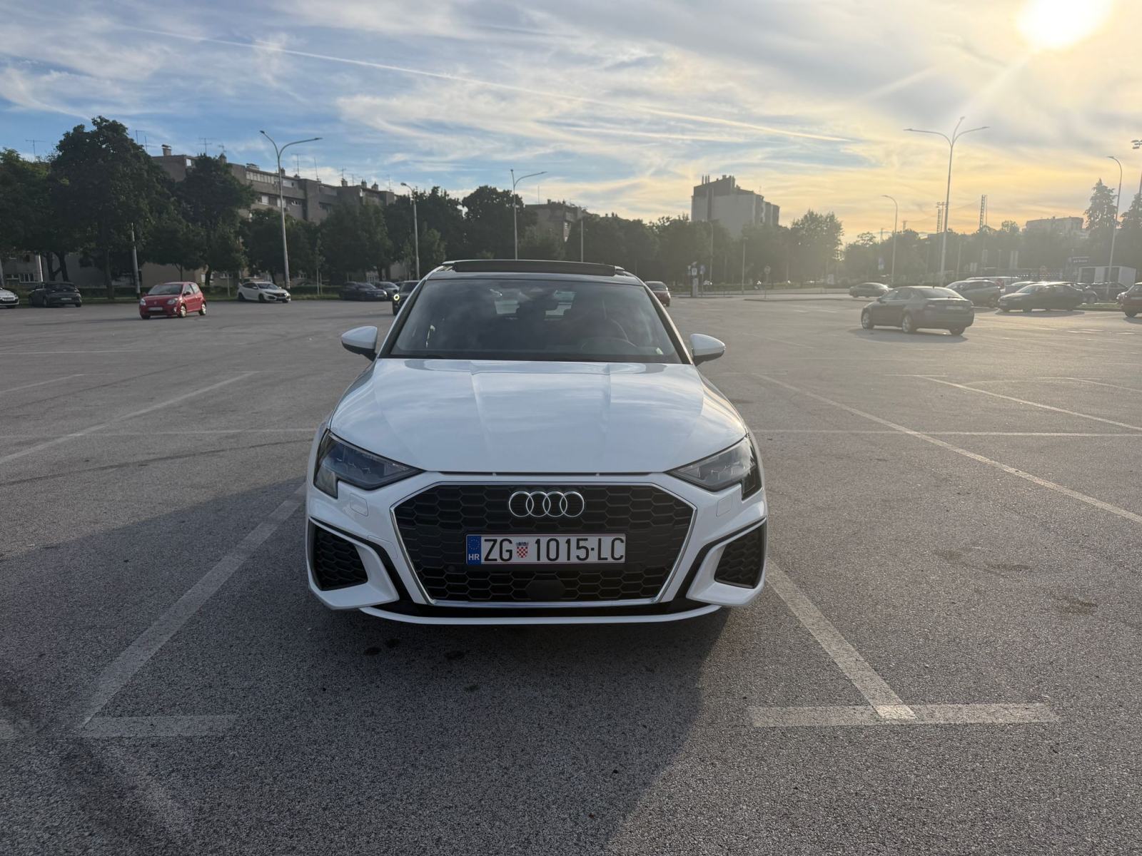 AUDI A3 35 TFSI S-LINE DSG PANORAMA 45300KM, fotografija 3