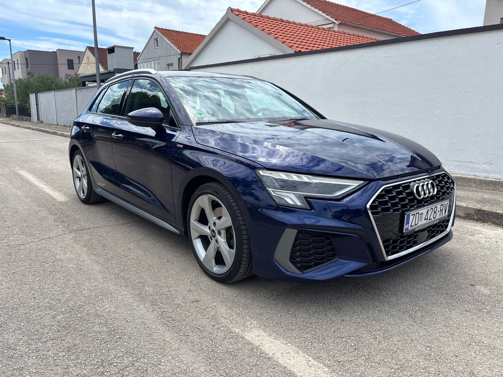 Audi A3 35 TFSI Sportback S-line, fotografija 2