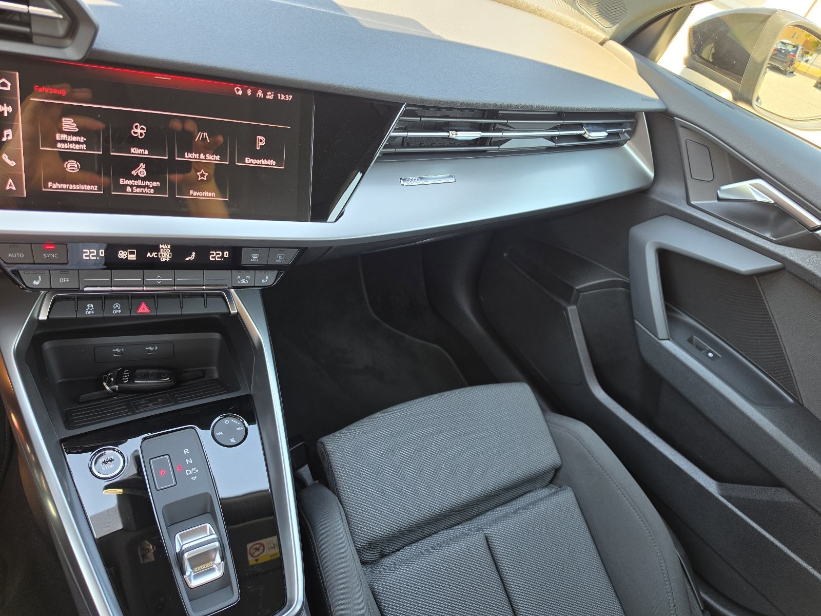 Audi A3 35 TFSI DSG 121TKM,SERV.,NAVI.,MATRIX,KAM,ALU., "S LINE", fotografija 13