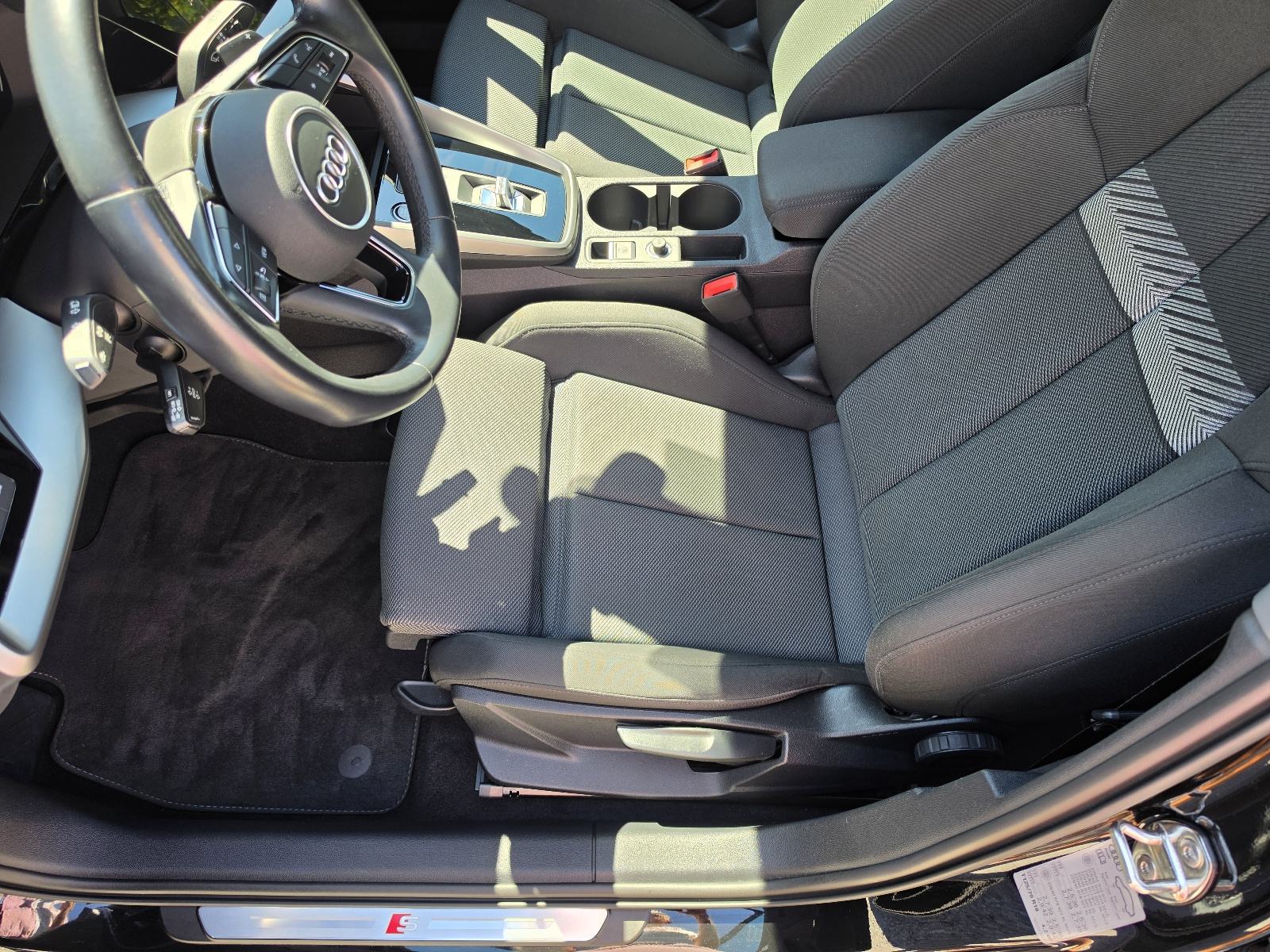 Audi A3 35 TFSI DSG 121TKM,SERV.,NAVI.,MATRIX,KAM,ALU., "S LINE", fotografija 18
