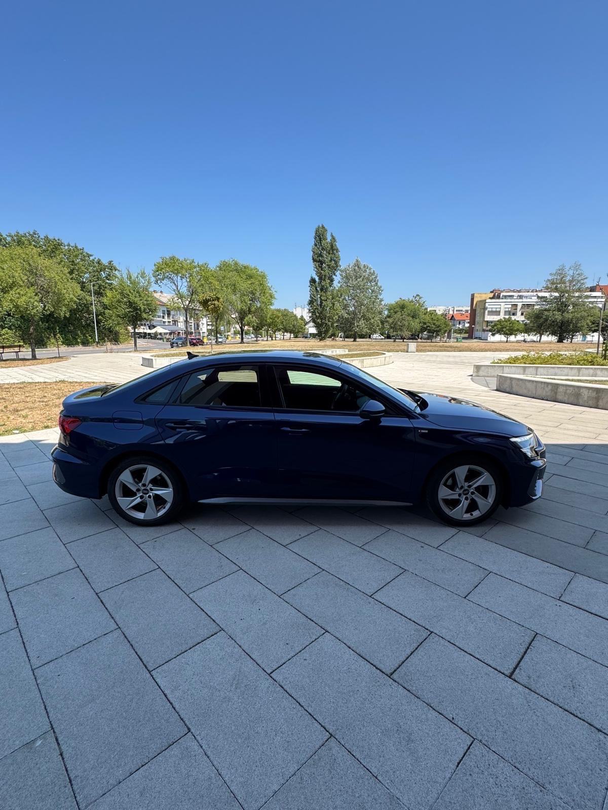 Audi A3 35 TFSI S- Tronic S LINE, fotografija 3