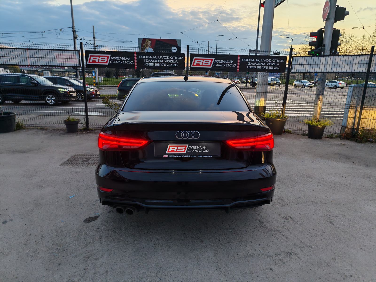 AUDI A3 35TDI LIMO, STRONIC, SLINE, KOŽA, VIRTUAL, LED, ALU17, JAMSTVO, fotografija 12