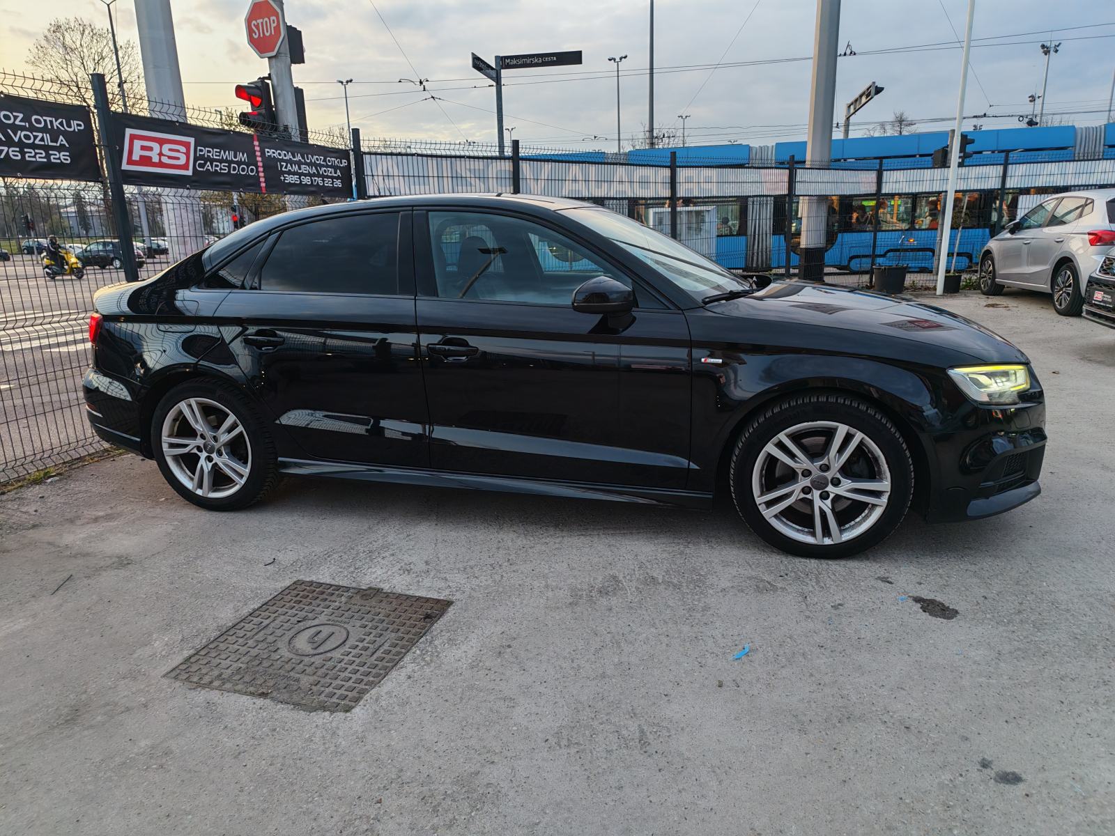 AUDI A3 35TDI LIMO, STRONIC, SLINE, KOŽA, VIRTUAL, LED, ALU17, JAMSTVO, fotografija 18