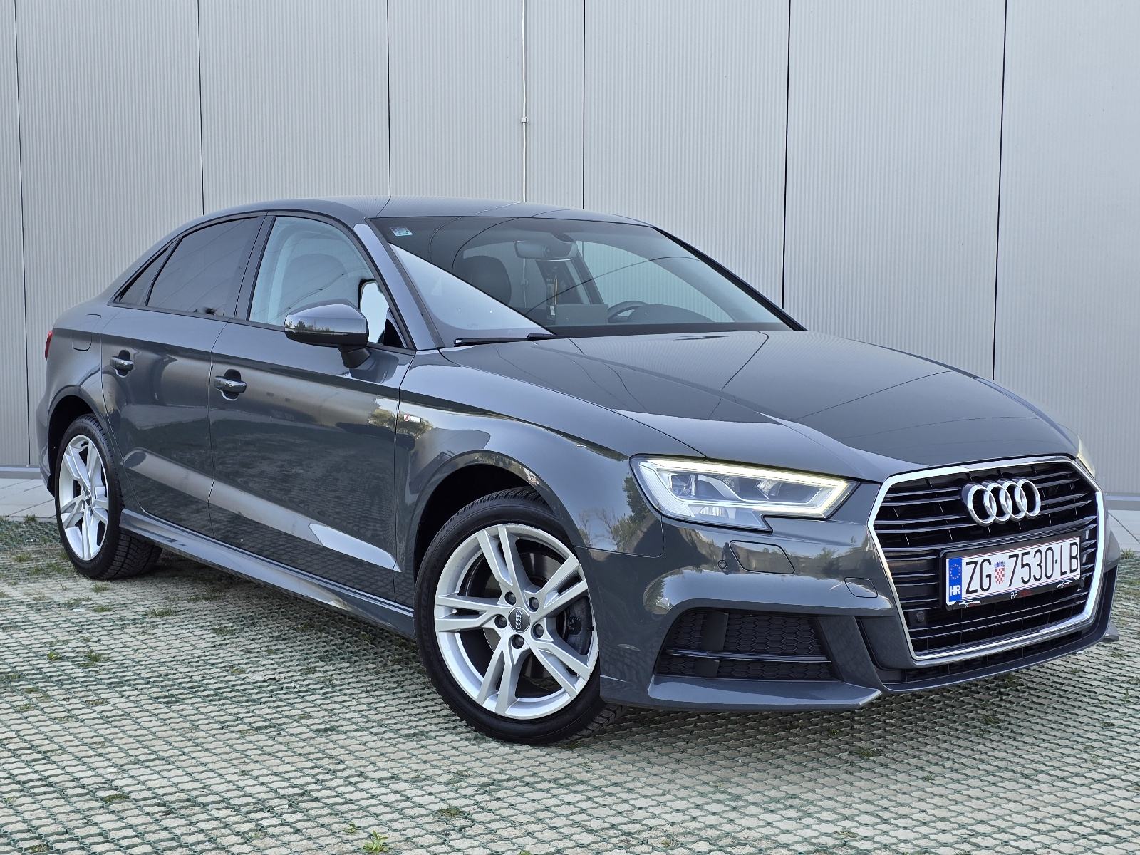 AUDI A3 35TDI, S-LINE, S-TRONIC, KOŽA, LED, VIRTUAL, ALU17, fotografija 3