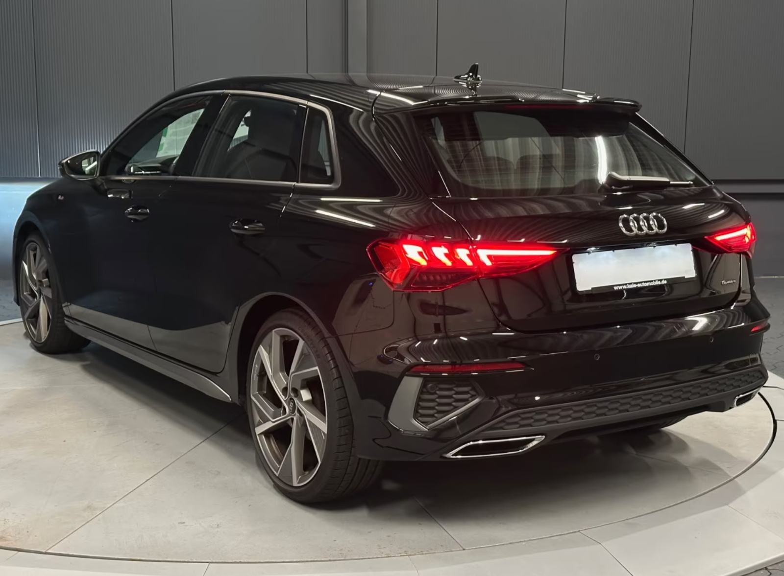 Audi A3 40 TDI quattro - S-LINE, 19 ZOLL, MATRIX, VIRTUAL COCKPIT, fotografija 6