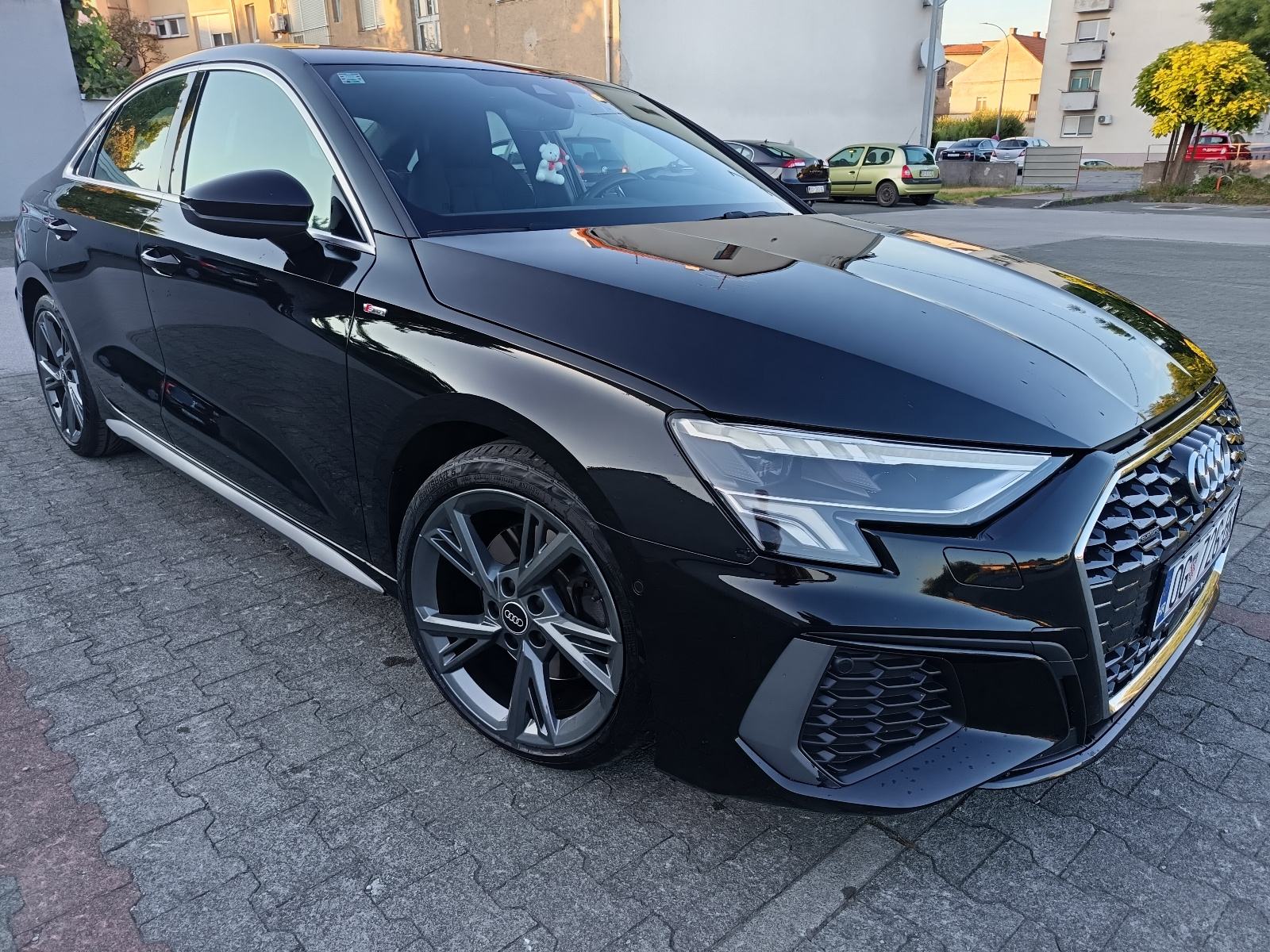 Audi A3 40 TDI quattro, S-LINE, limizina, fotografija 9