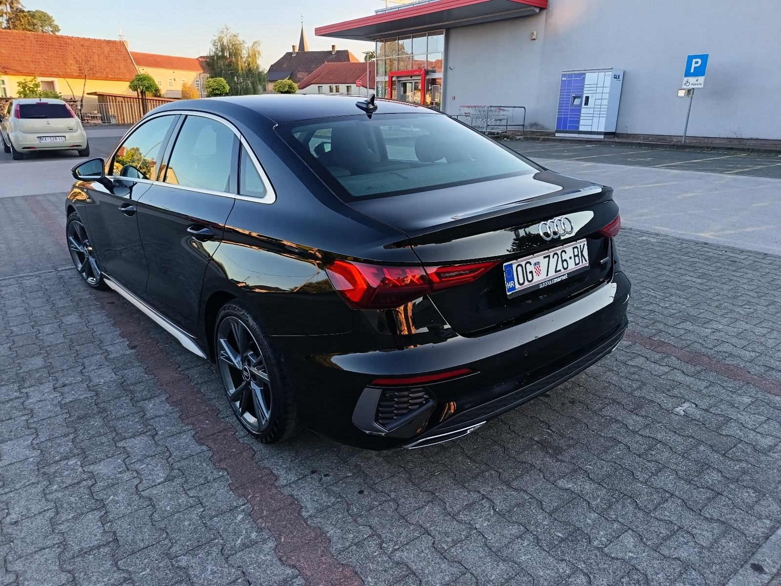 Audi A3 40 TDI quattro, S-LINE, limizina, fotografija 8