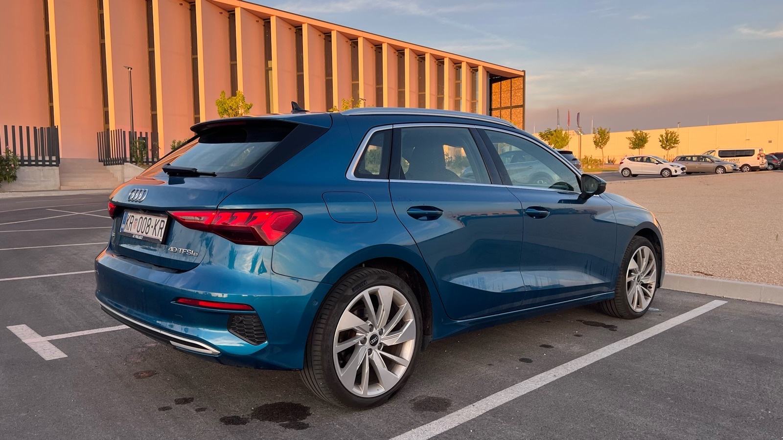 Audi A3 40 TFSI E automatik, fotografija 3